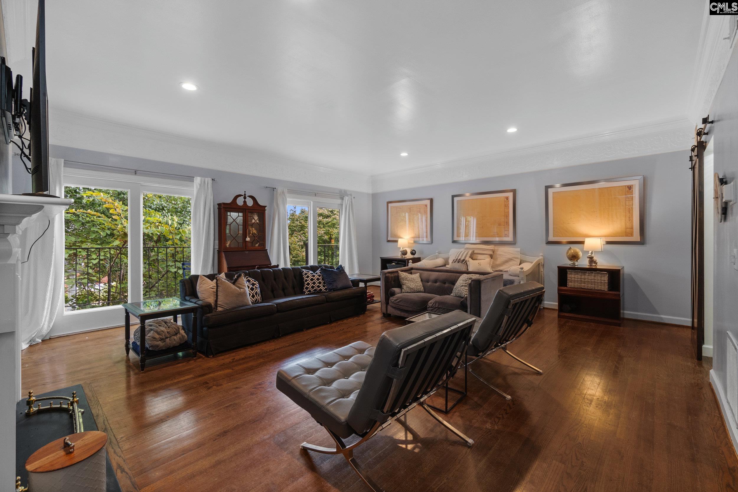 Columbia, South Carolina 29201, United States, 3 Bedrooms Bedrooms, ,4 BathroomsBathrooms,Residential,Pending,42909