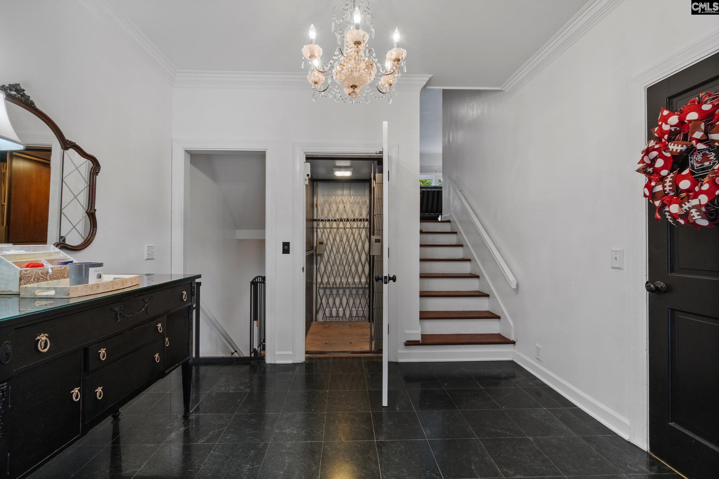 Columbia, South Carolina 29201, United States, 3 Bedrooms Bedrooms, ,4 BathroomsBathrooms,Residential,Pending,42909