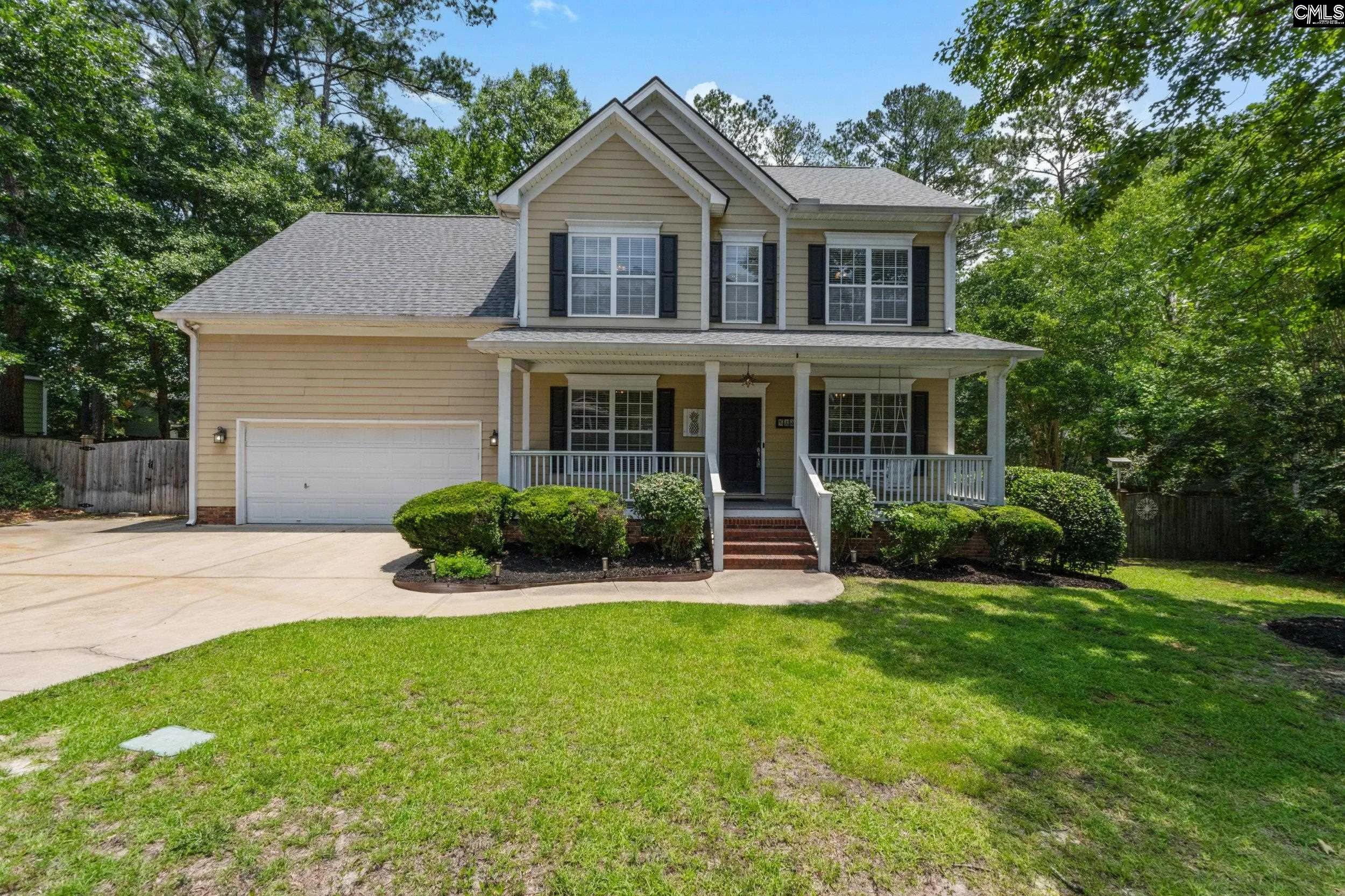 112 Muirfield Court W