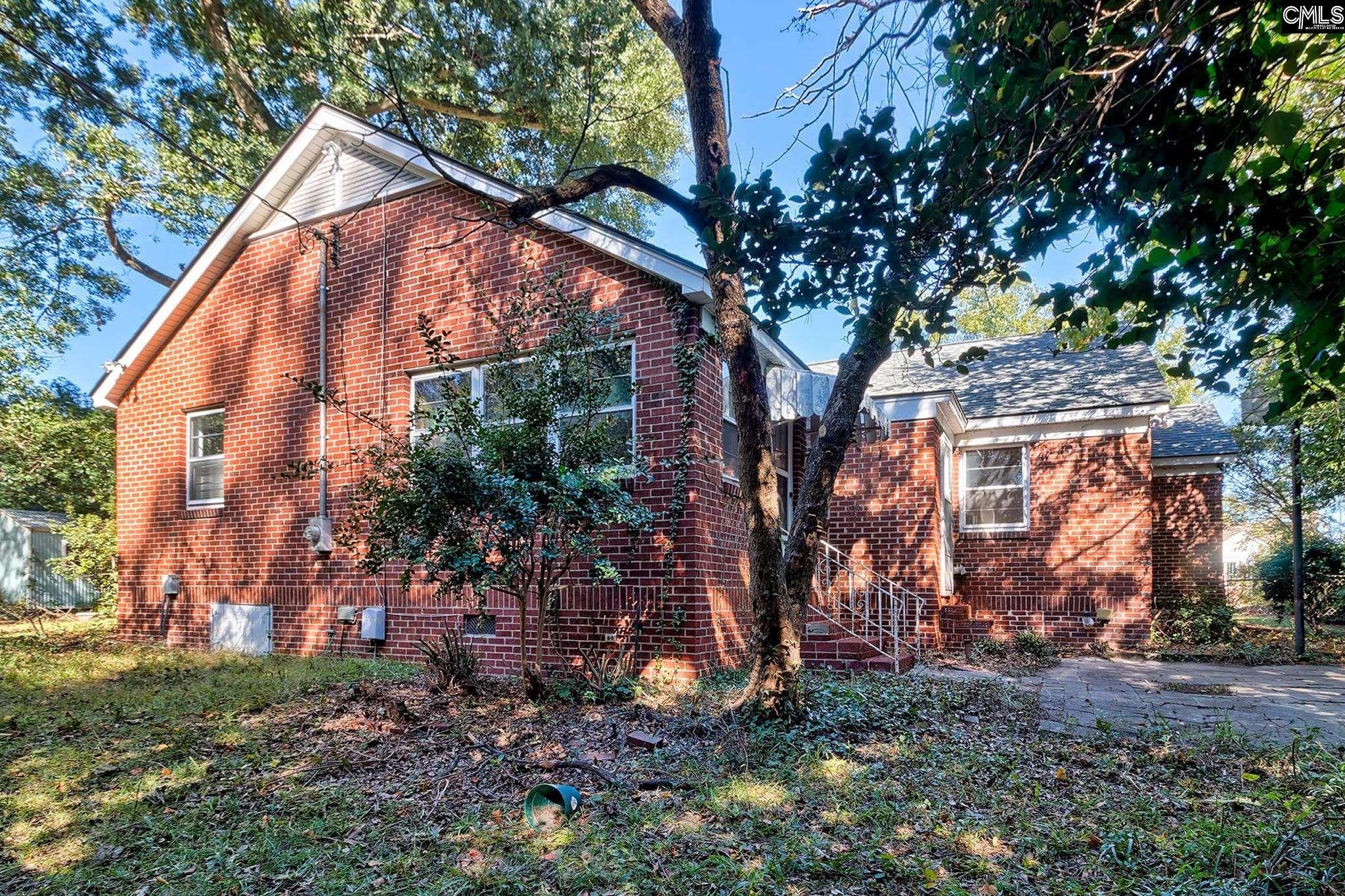 815 Lafayette Avenue