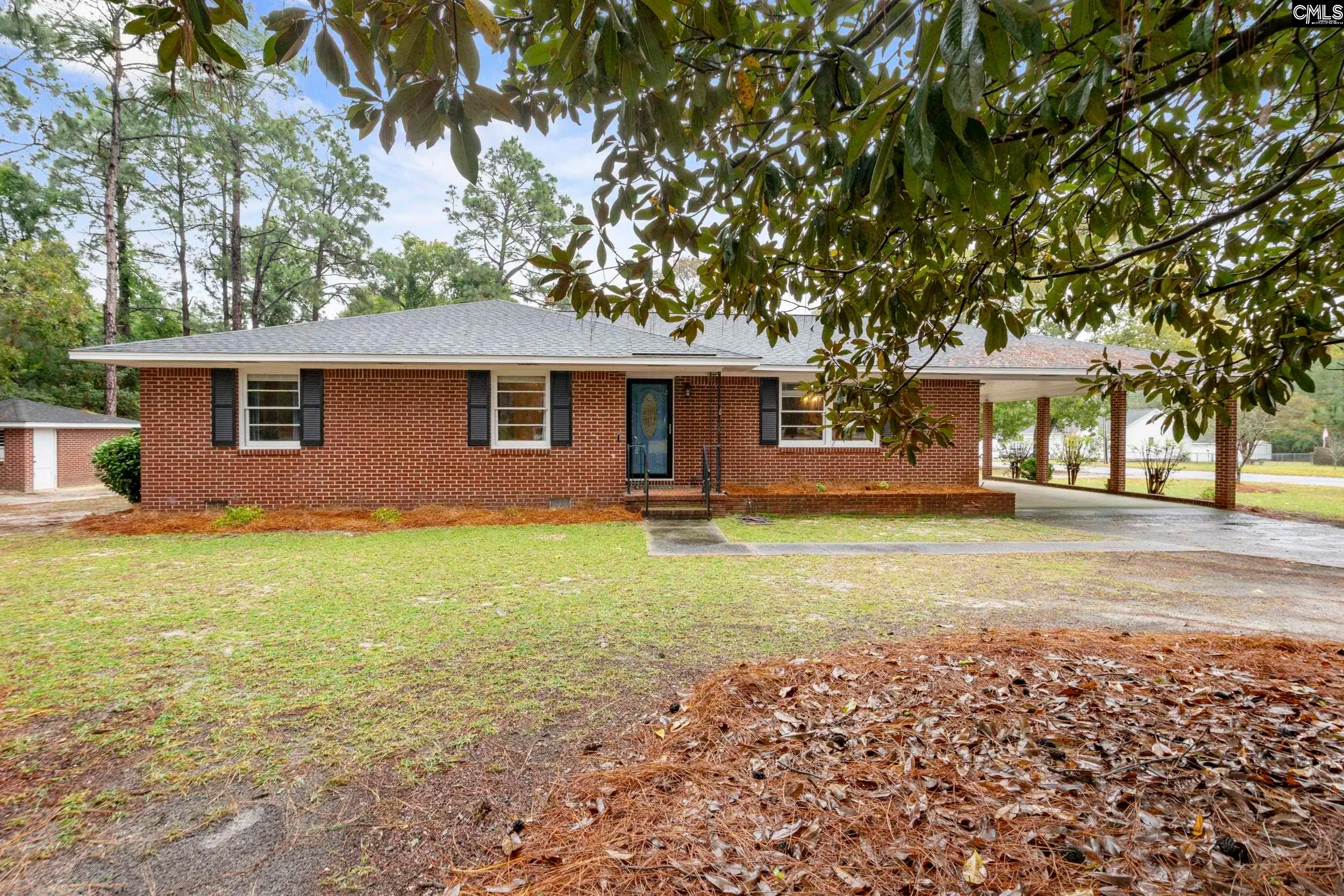1260 Pinecrest Drive