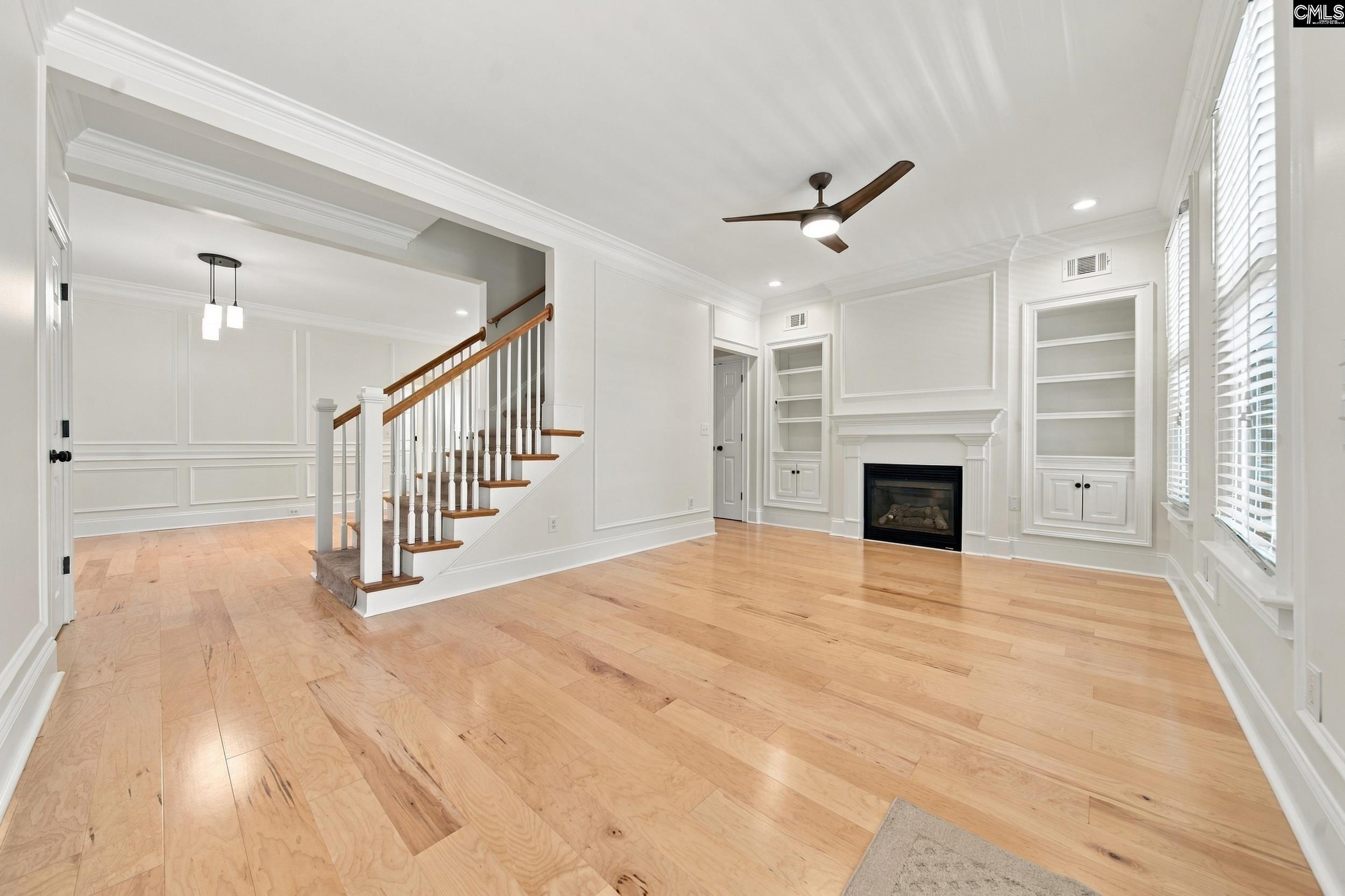 521 Long Pointe Lane