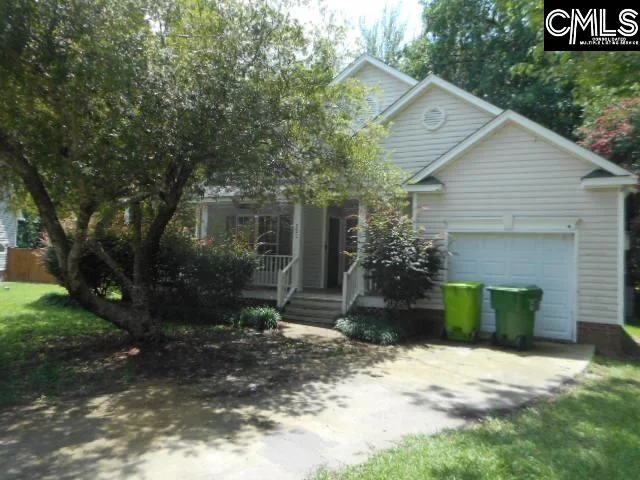 101 Oak Creek Circle