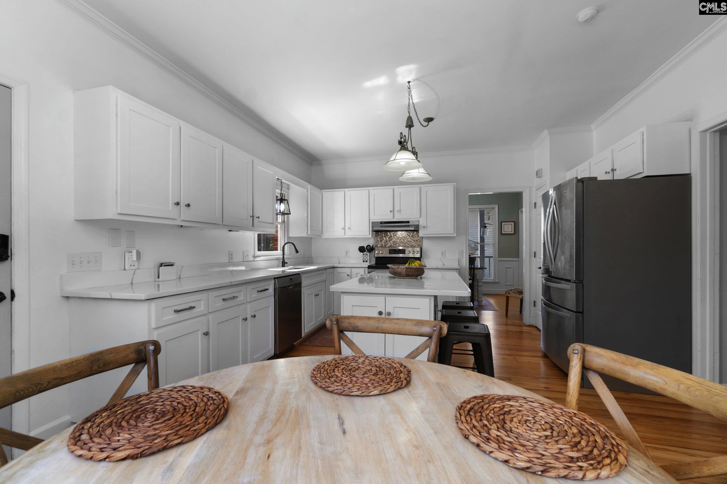 Columbia, South Carolina 29209, United States, 3 Bedrooms Bedrooms, ,3 BathroomsBathrooms,Residential,Pending,93300