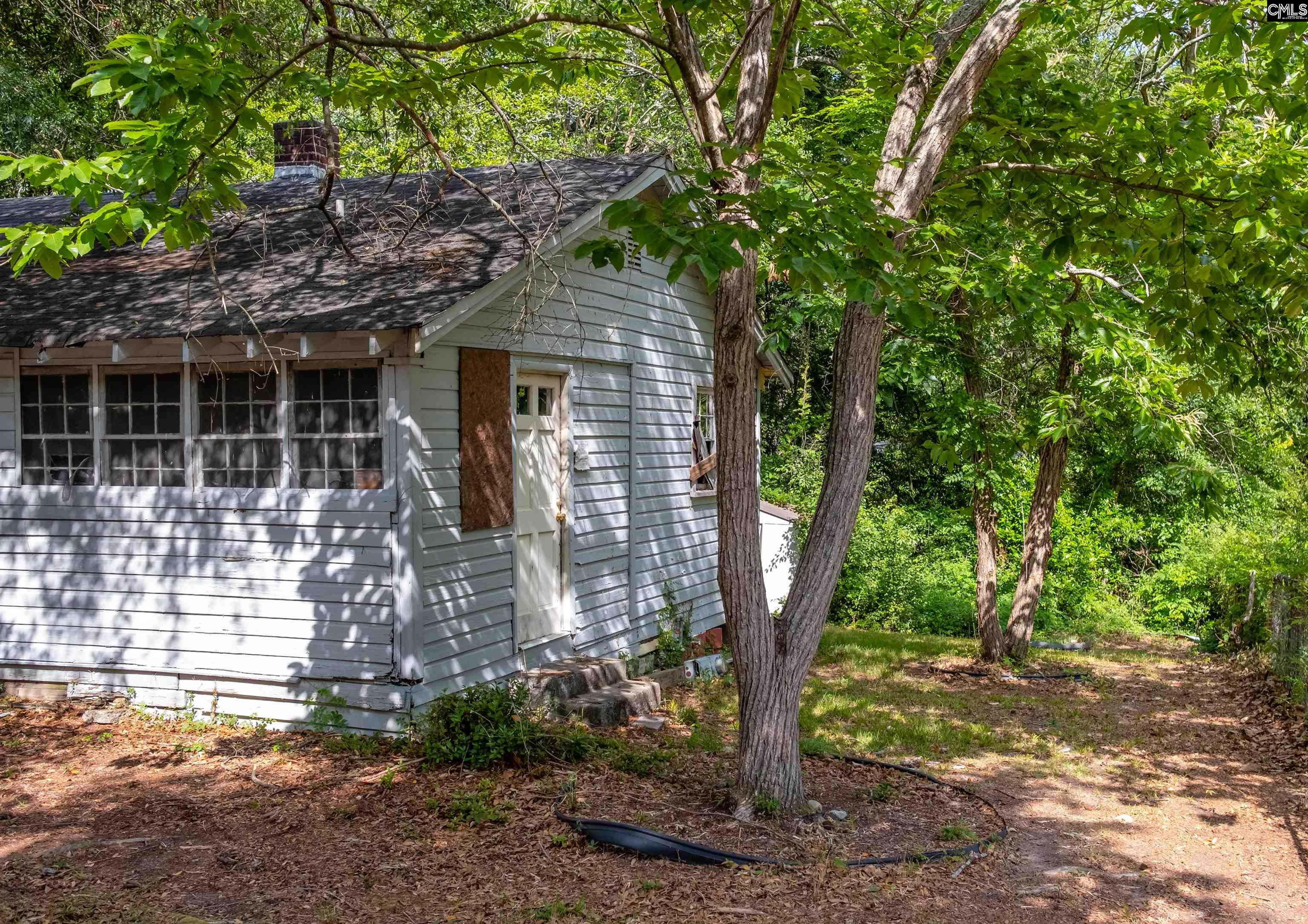 1361 Kingston Road - Photo 4