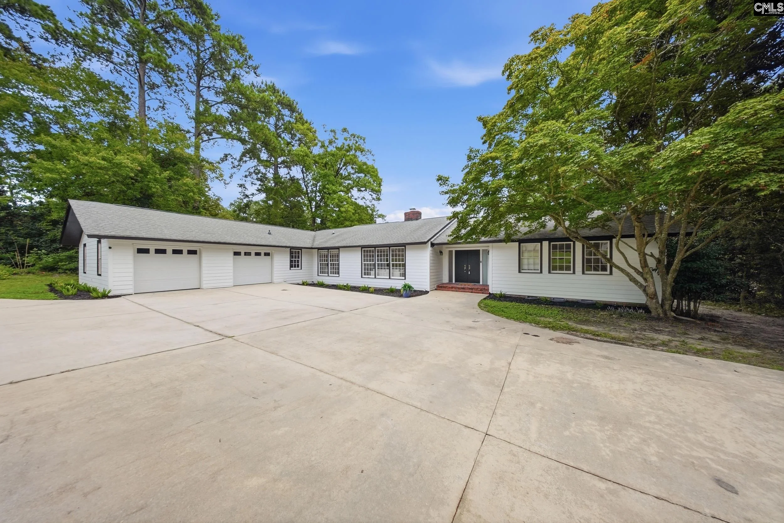 18 Northlake Road