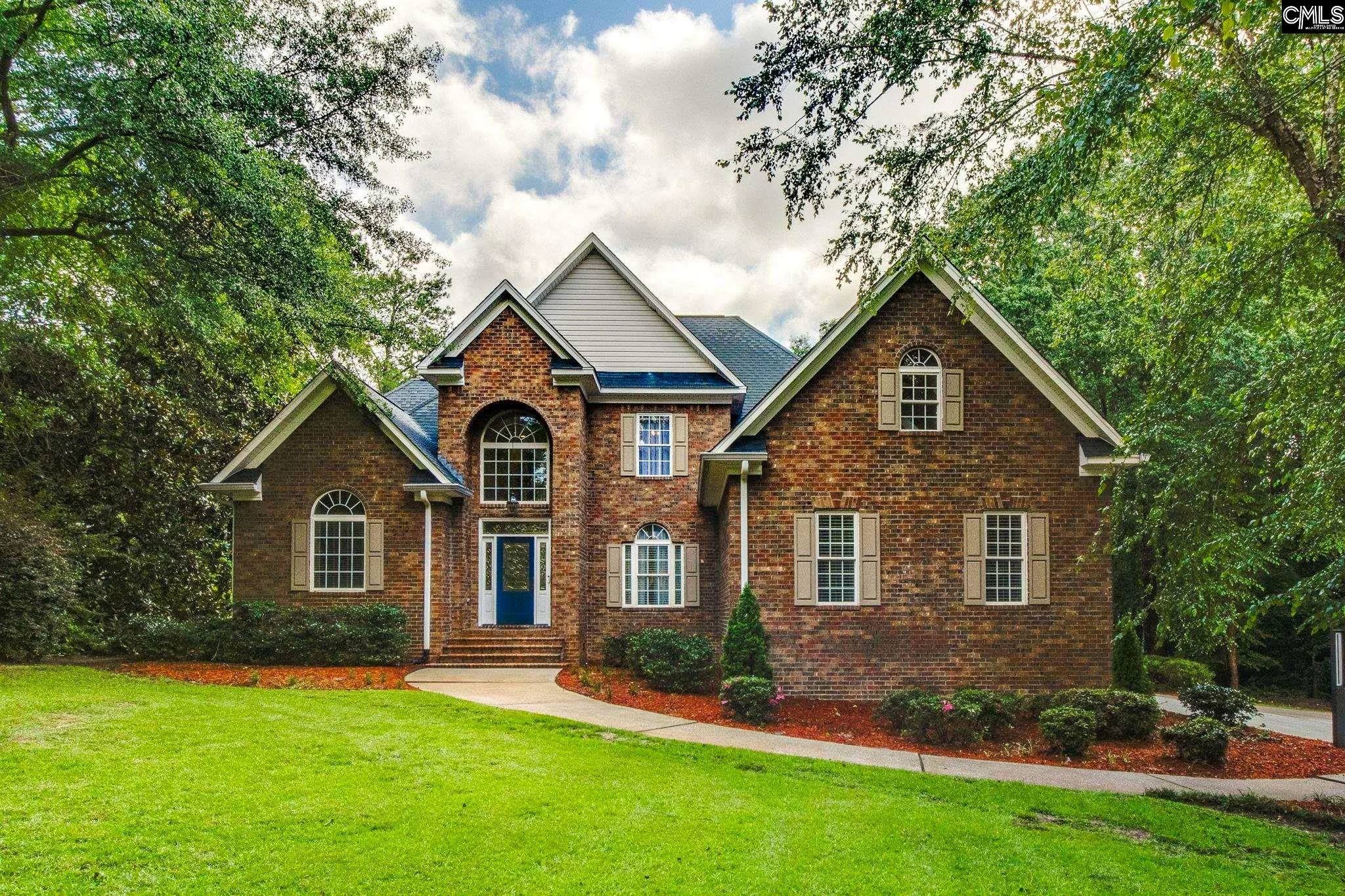 447 Longtown Road W