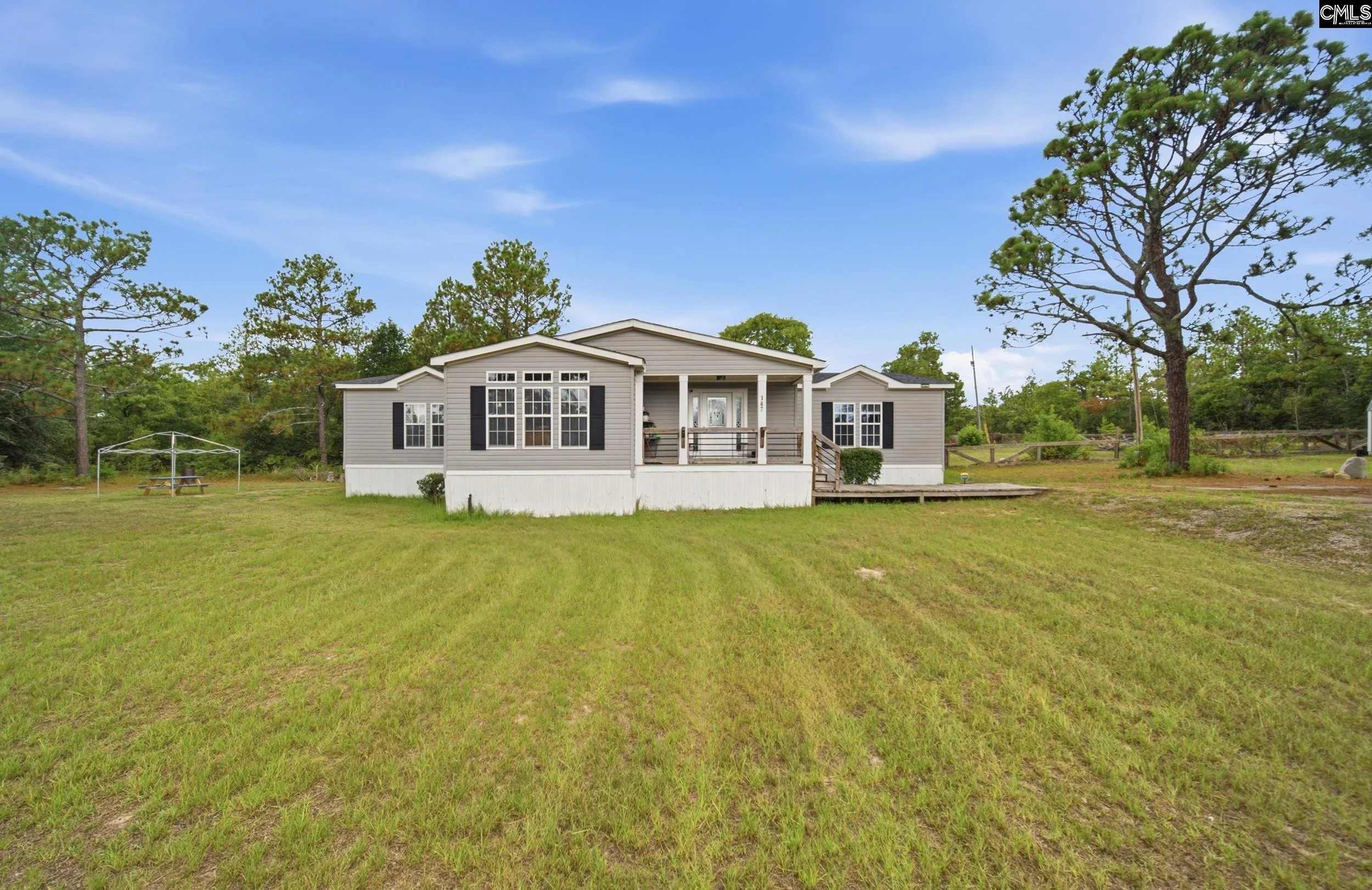 147 Scrub Oak Road