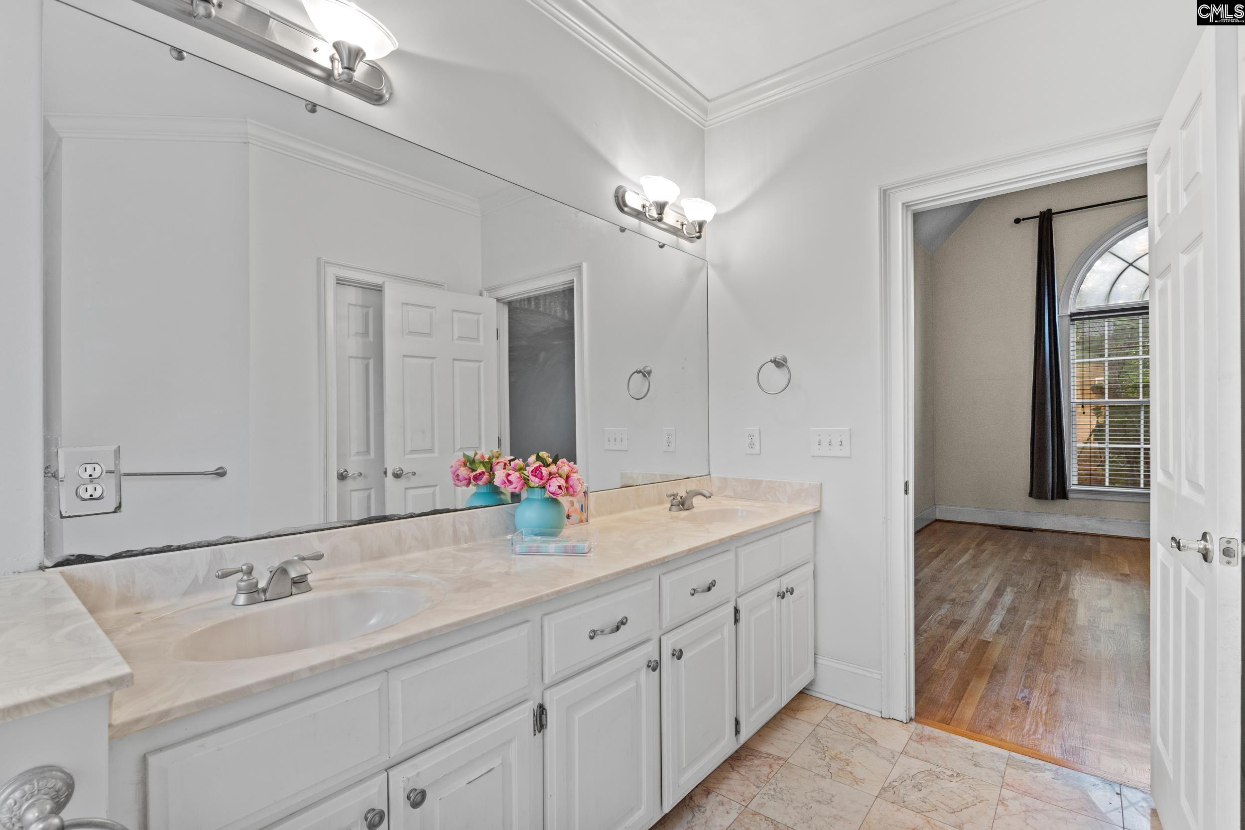 Columbia, South Carolina 29209, United States, 3 Bedrooms Bedrooms, ,3 BathroomsBathrooms,Residential,Pending,248081