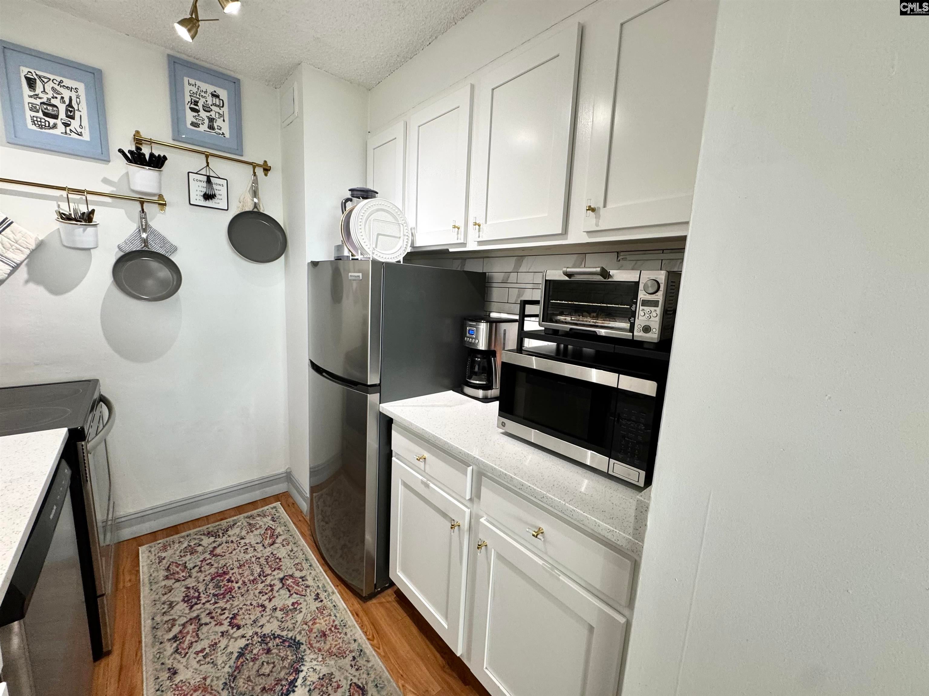 1520 Senate Street 168 - Photo 4