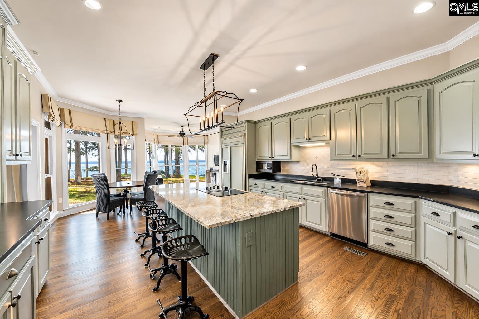 Chapin, South Carolina, 29036, United States, 5 Bedrooms Bedrooms, ,6 BathroomsBathrooms,Residential,Active,2032888