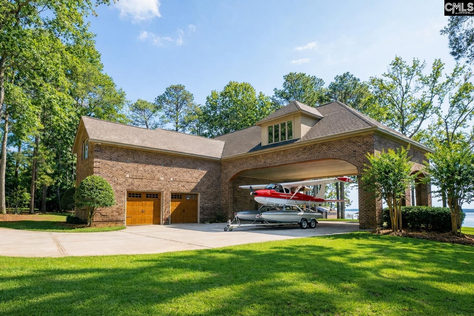 Chapin, South Carolina, 29036, United States, 5 Bedrooms Bedrooms, ,6 BathroomsBathrooms,Residential,Active,2032888