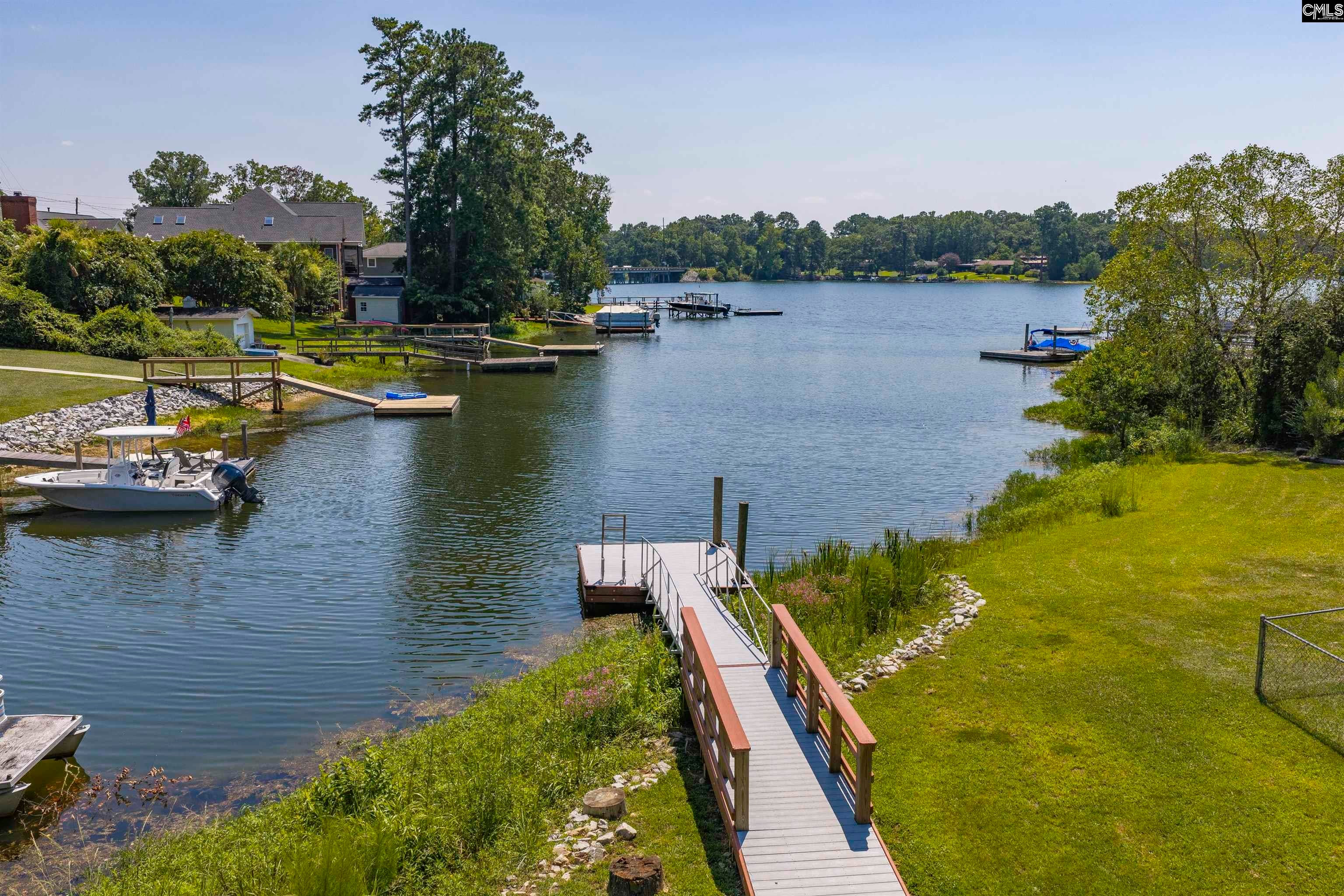 205 Lakewood Drive