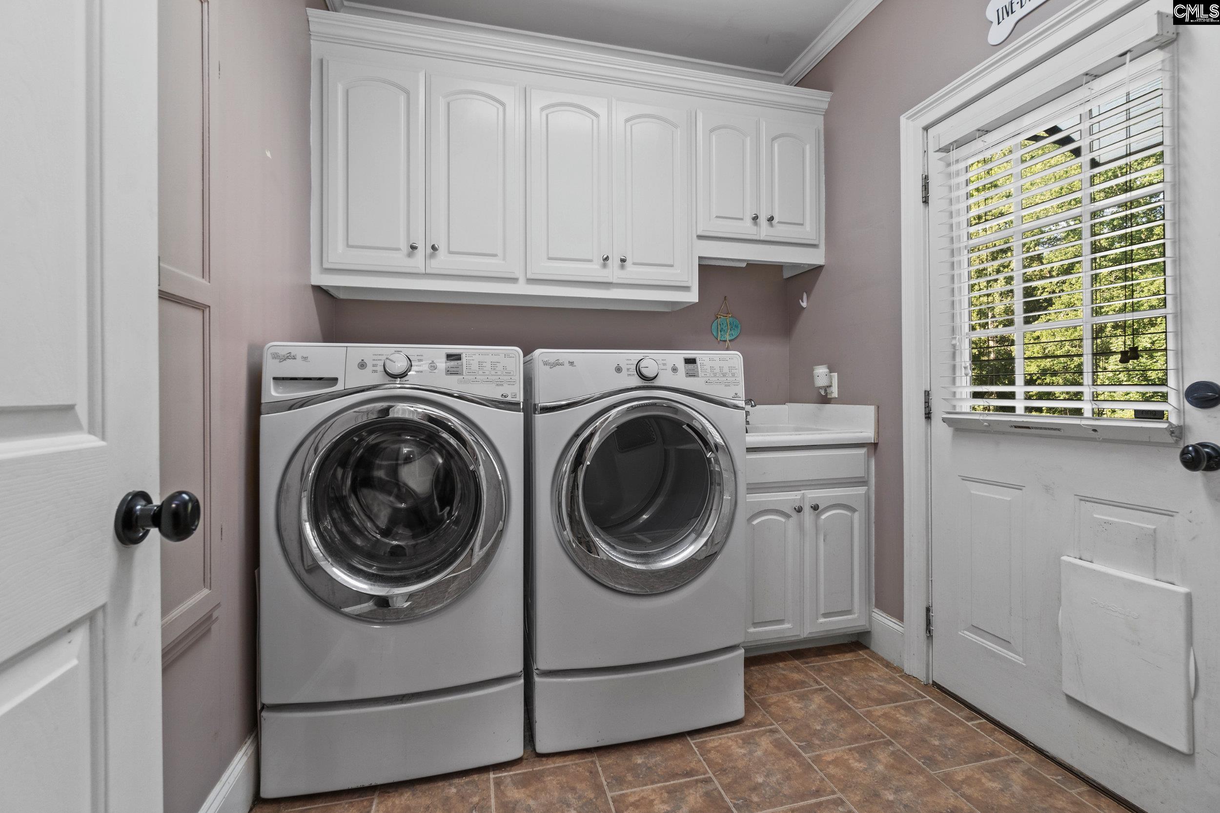 Columbia, South Carolina 29209, United States, 4 Bedrooms Bedrooms, ,4 BathroomsBathrooms,Residential,Active,49912