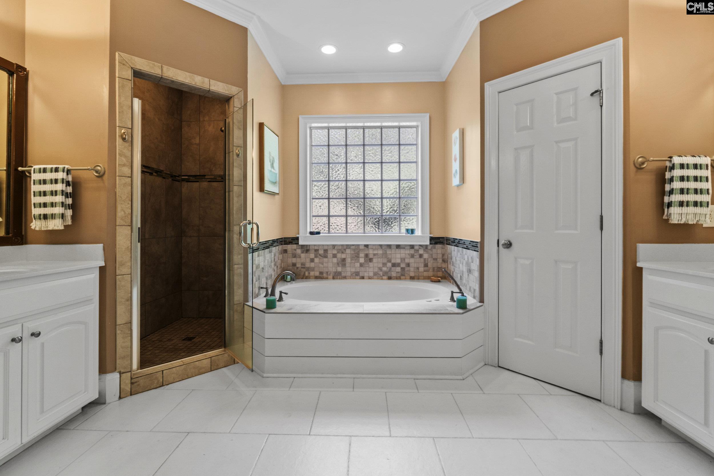 Columbia, South Carolina 29209, United States, 4 Bedrooms Bedrooms, ,4 BathroomsBathrooms,Residential,Active,49912