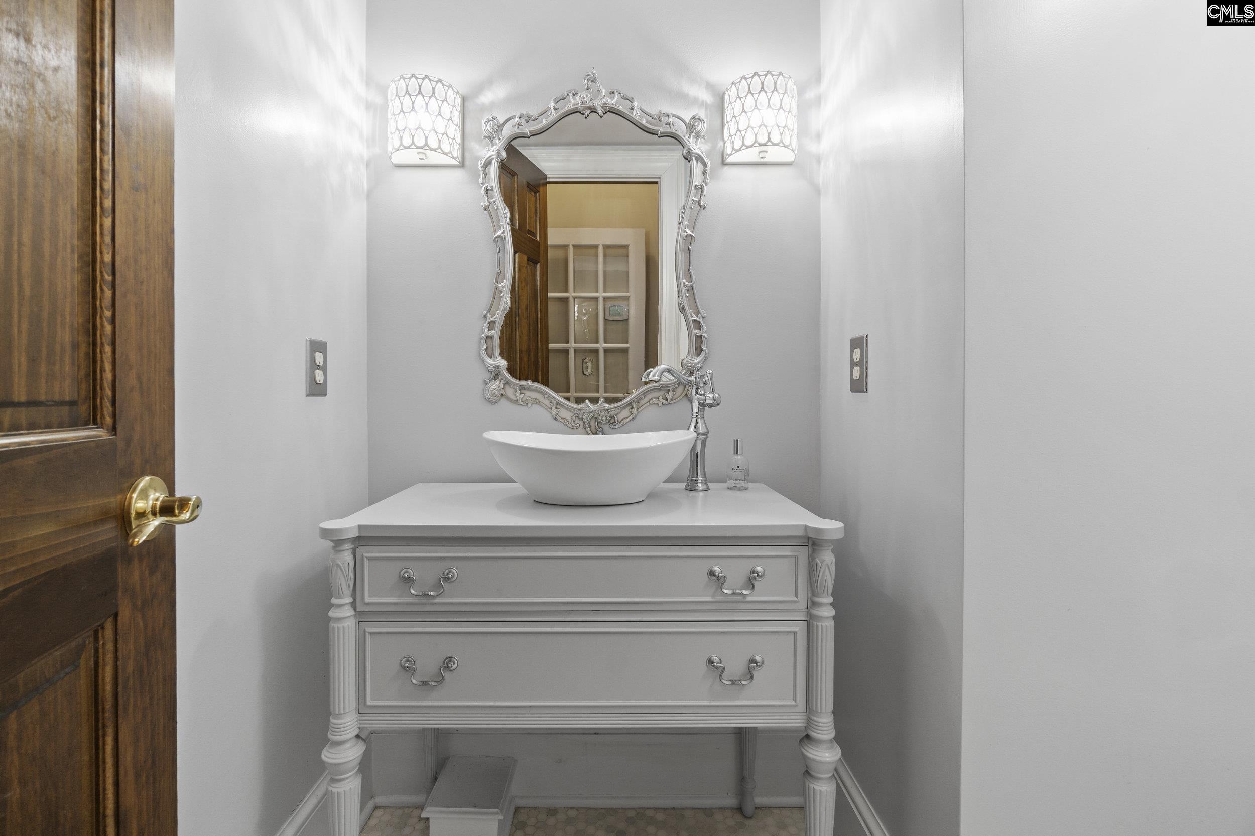 Camden, South Carolina 29020, United States, 5 Bedrooms Bedrooms, ,5 BathroomsBathrooms,Residential,Active,147402