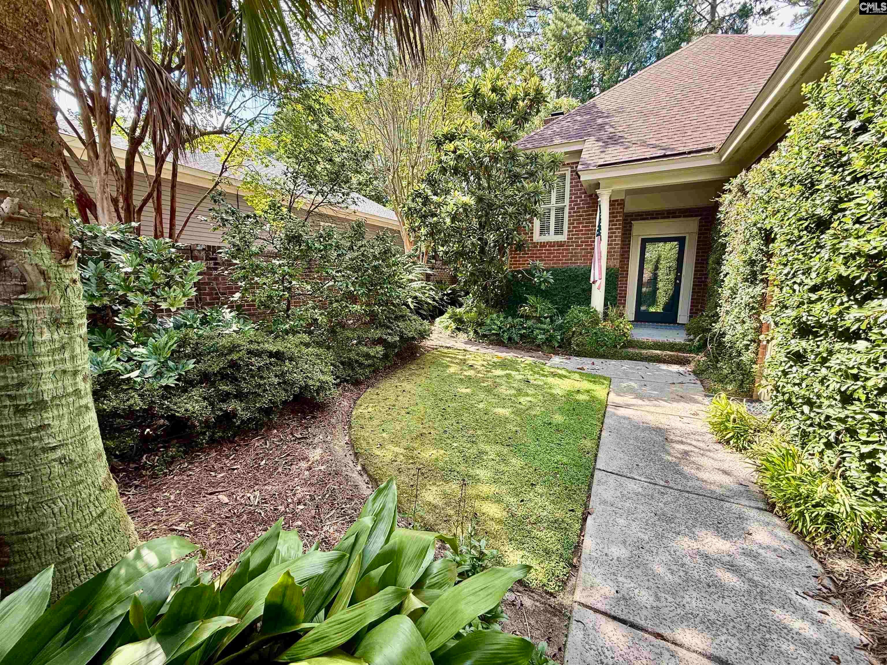 312 Bancroft Court