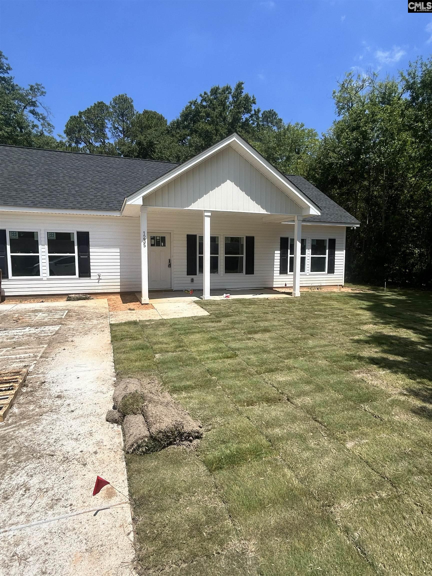 Photo 1 of 18 — 1235 Sawyer Street, Orangeburg, SC 29115