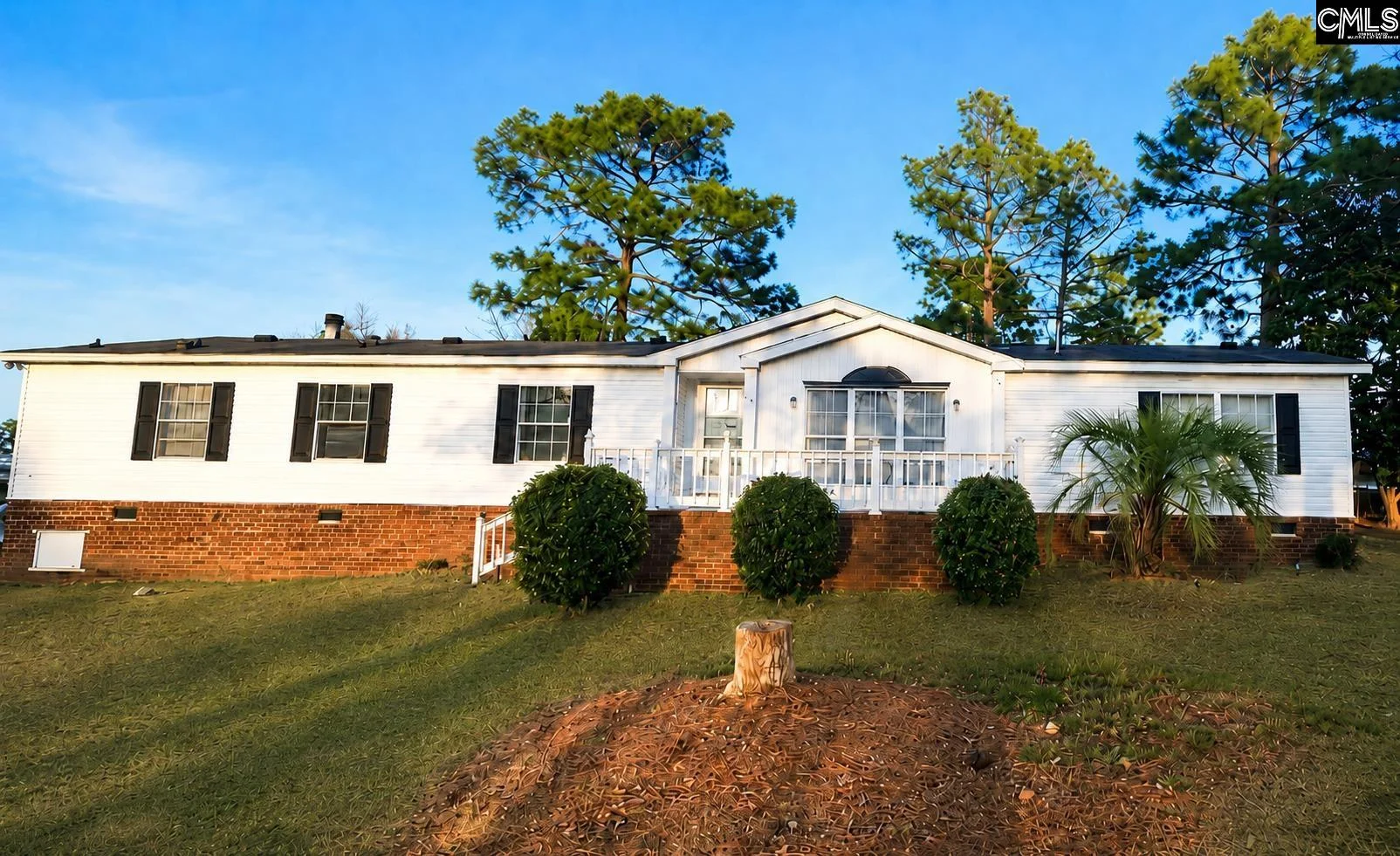 150 Crestwood Arch