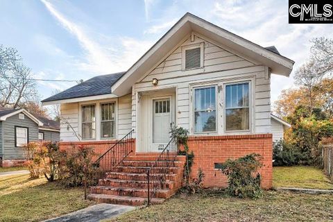 Photo of 1229 Kinard Street, Newberry, SC 29108 (MLS # 622140)