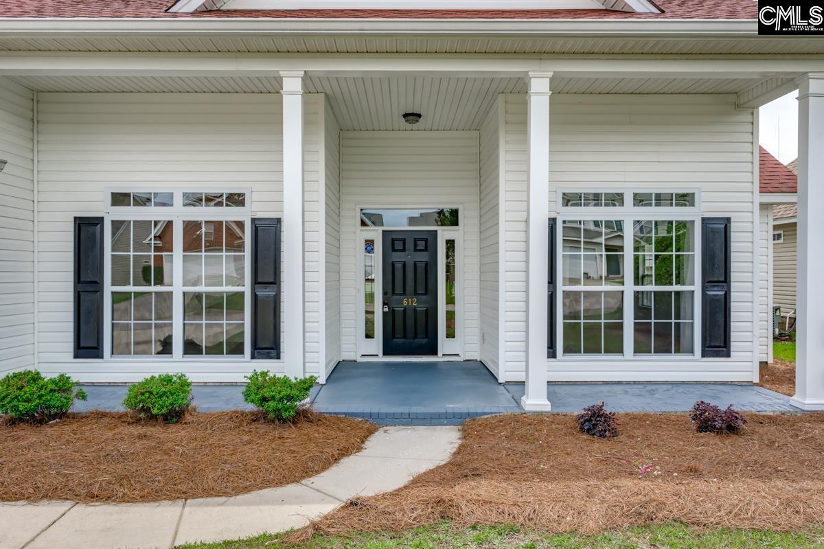 612 Bur Oak Lane