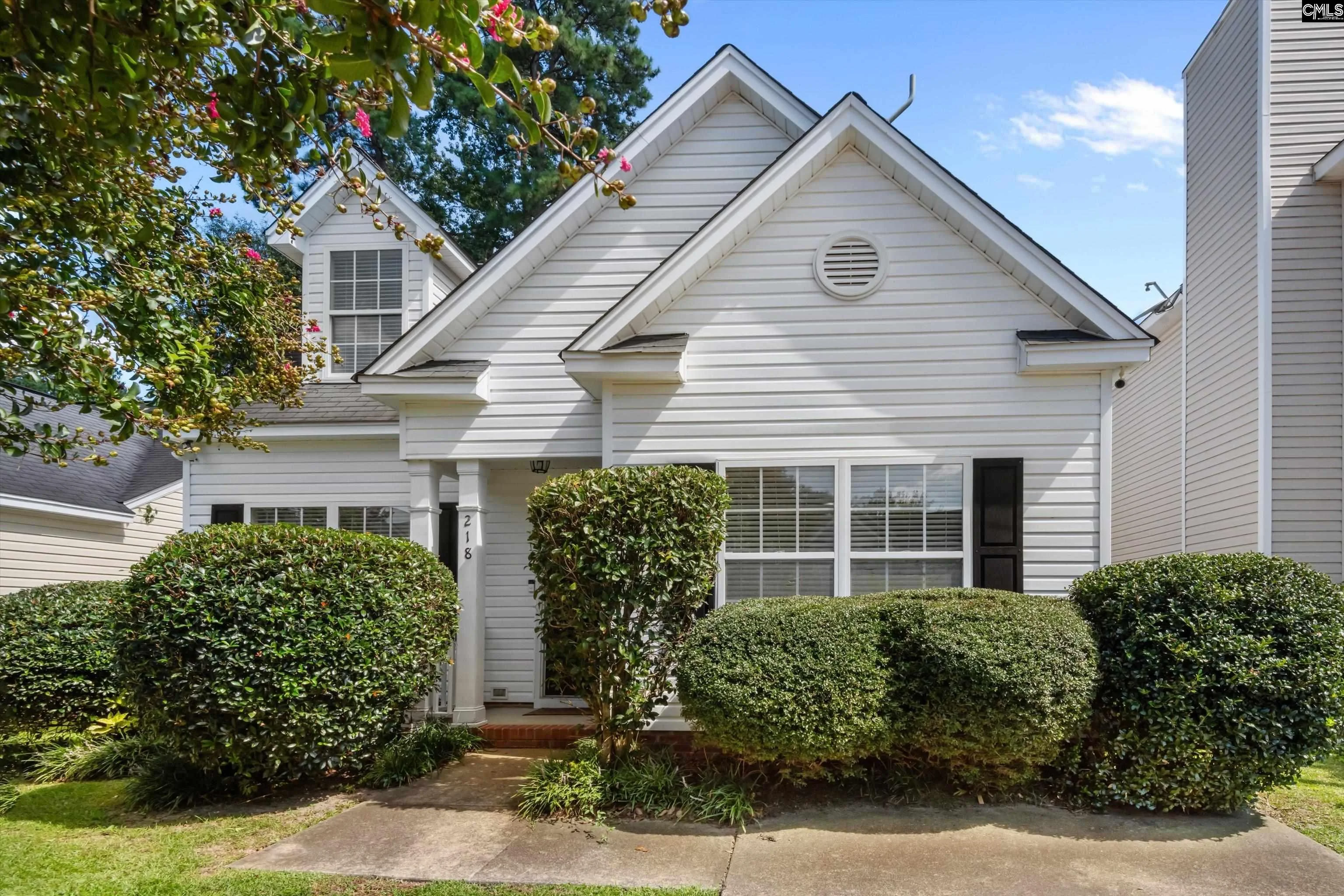 218 Village Walk Walk