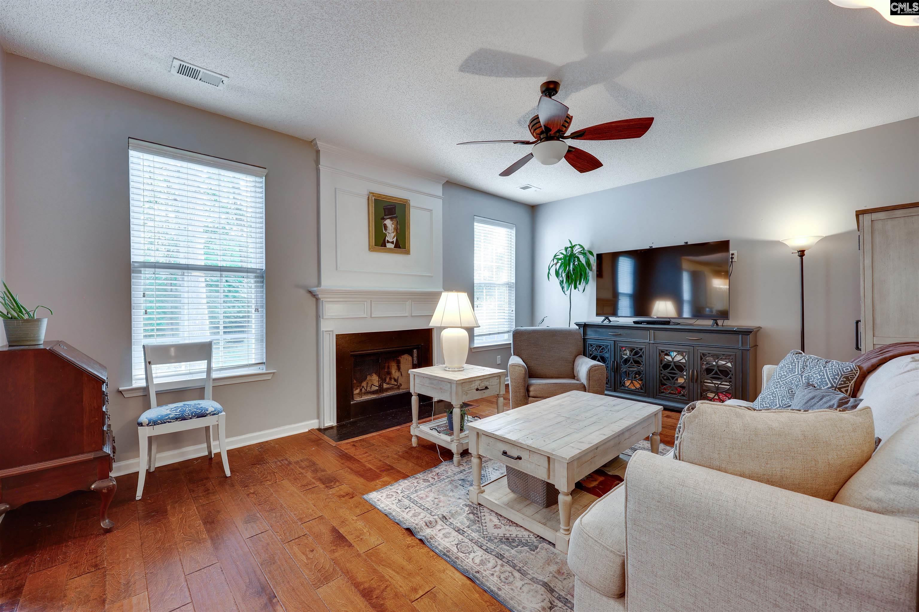 206 Coopers Hawk Circle