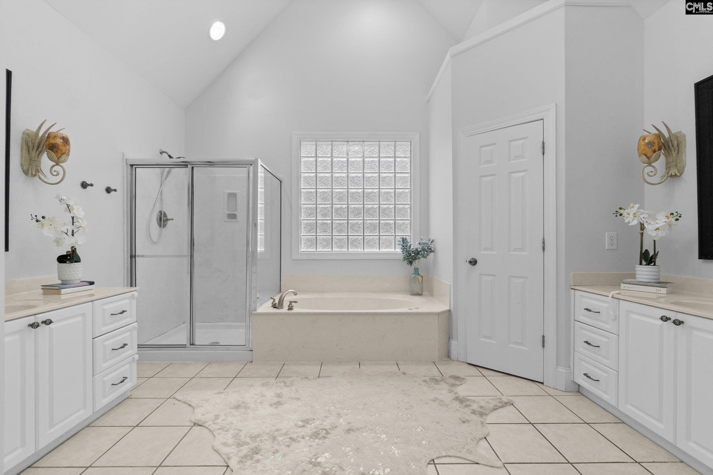 Columbia, South Carolina 29209, United States, 5 Bedrooms Bedrooms, ,4 BathroomsBathrooms,Residential,Active,205577