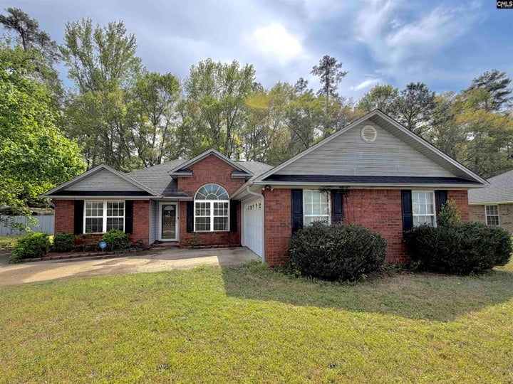 Photo 1 of 32 — 3315 Oleander Drive, Sumter, SC 29154