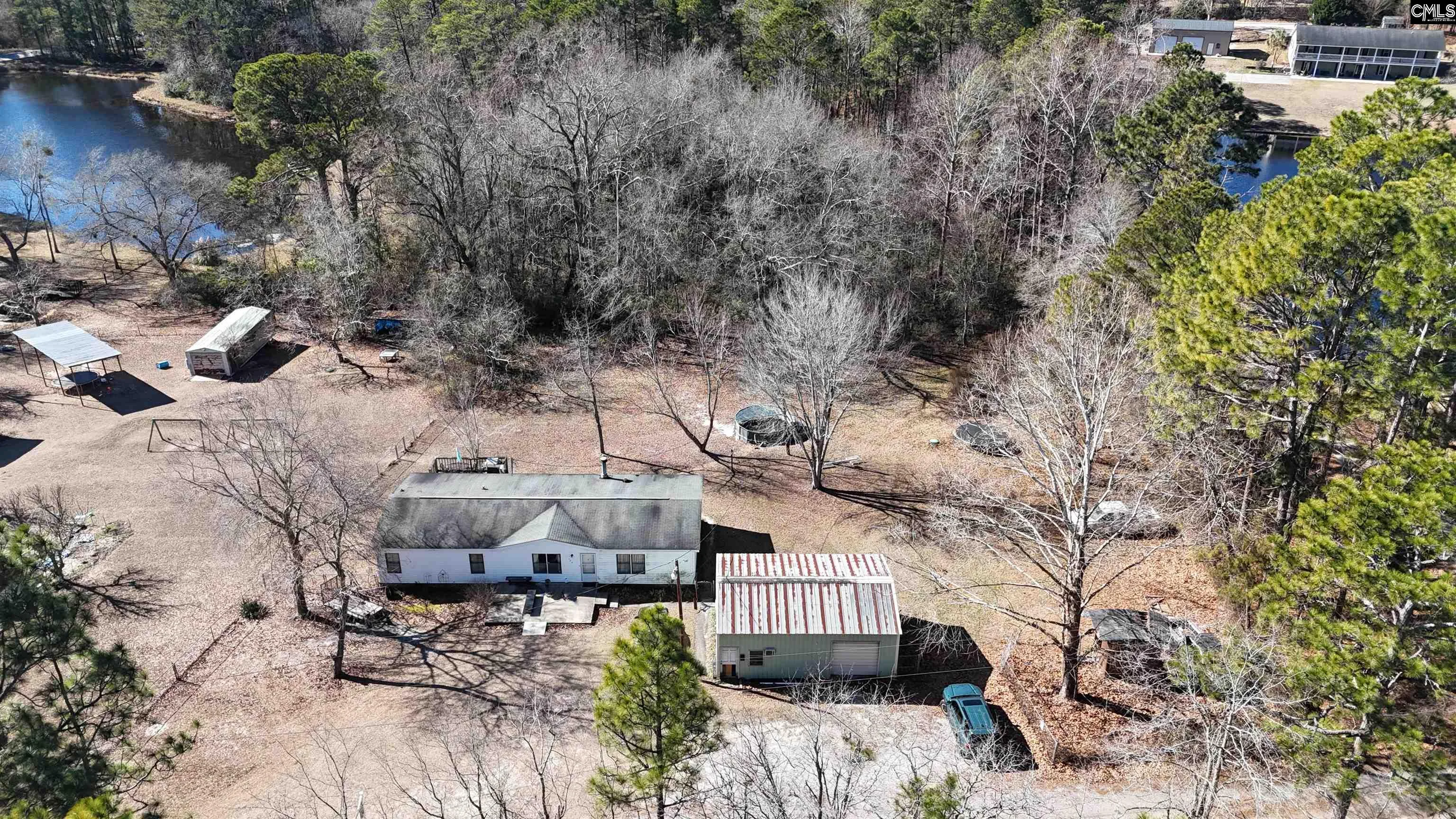 129 Three Pond Lane Ln