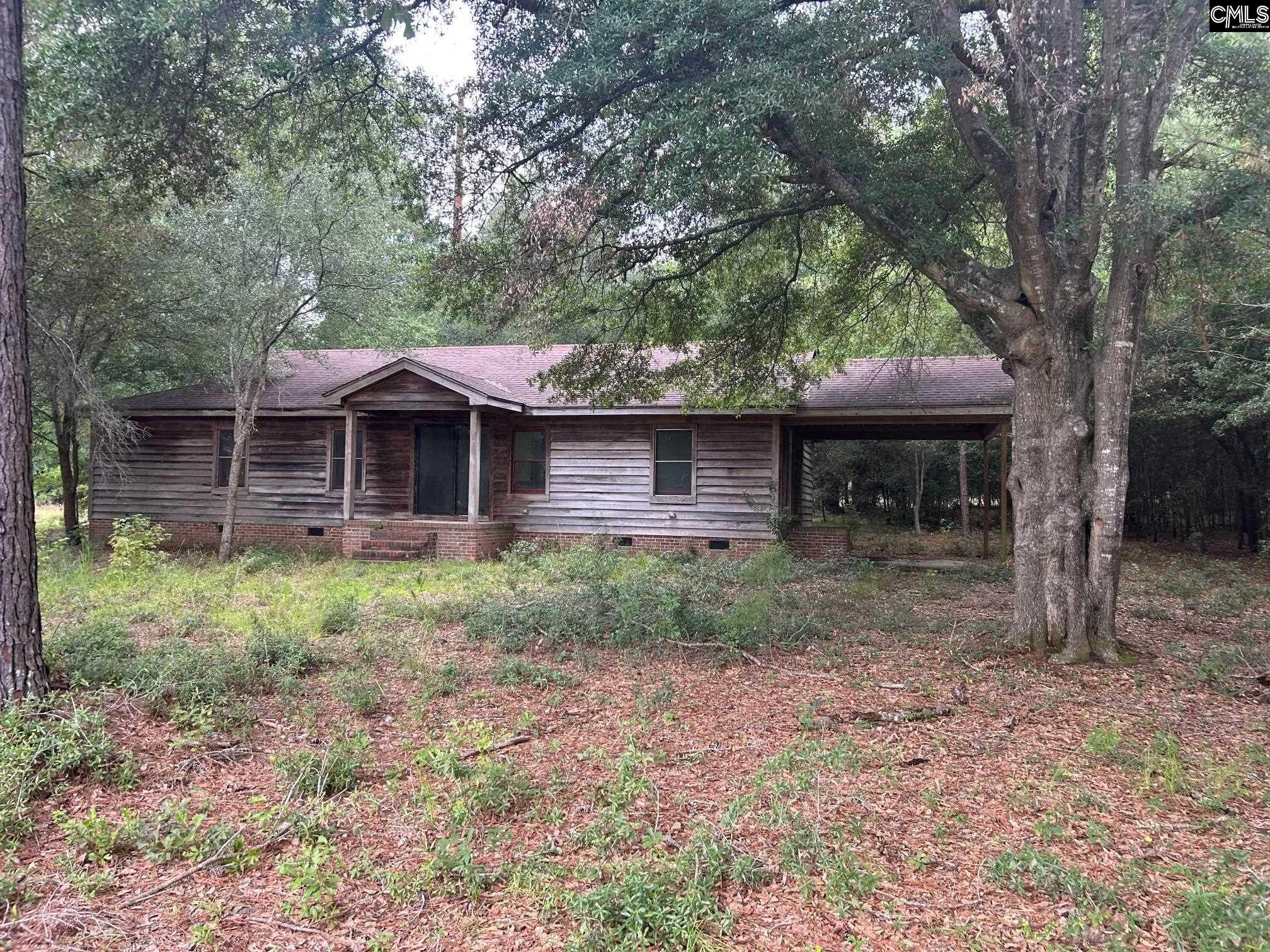 121 Northlake Drive
