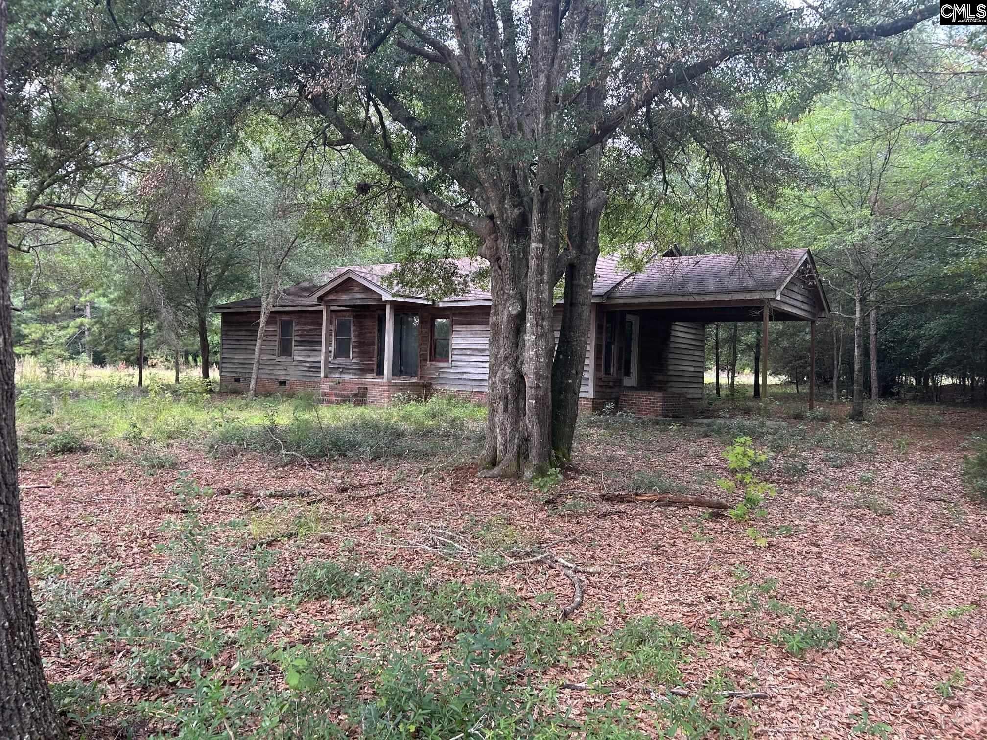 121 Northlake Drive