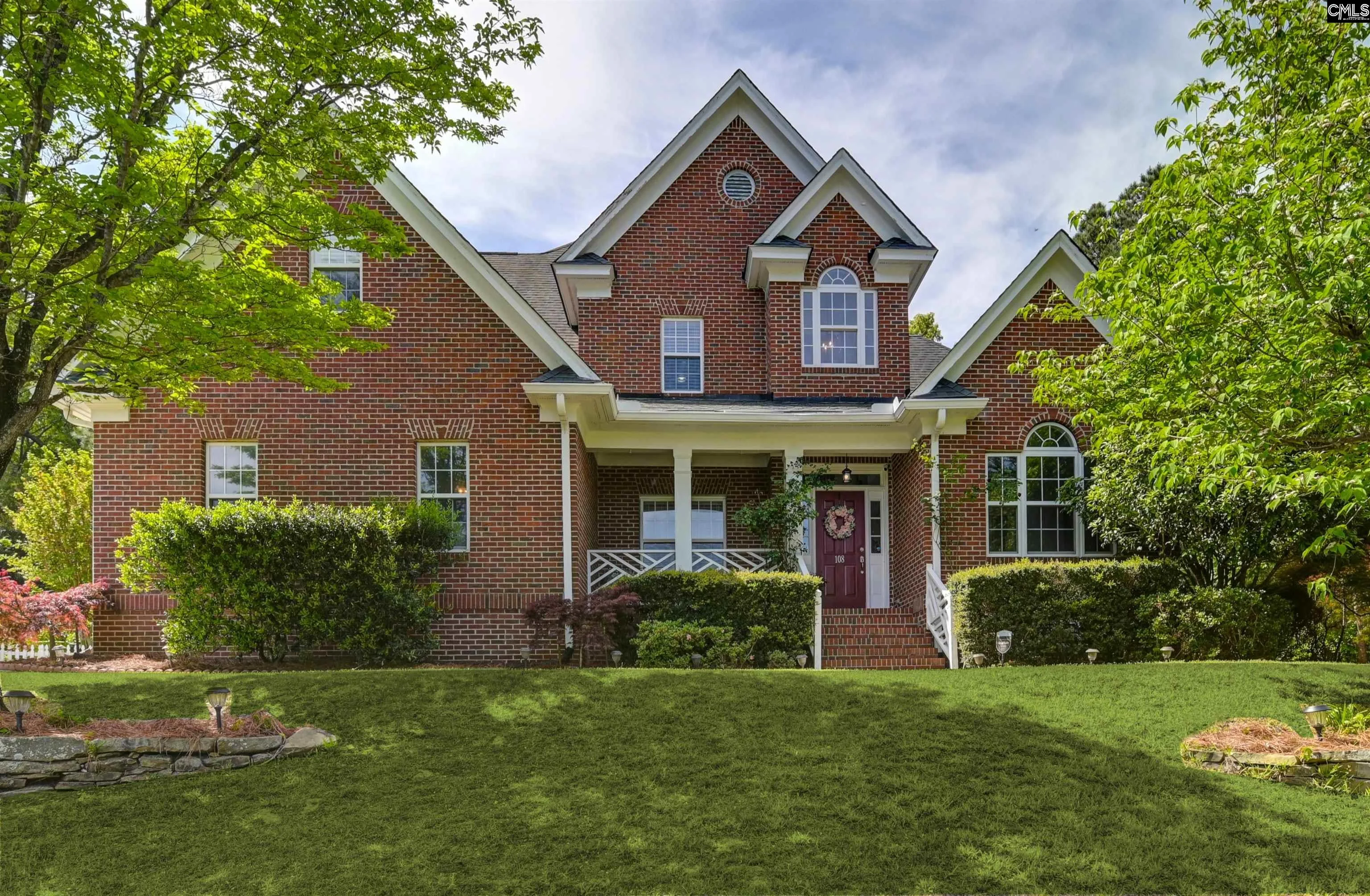 108 Fallen Oak Drive