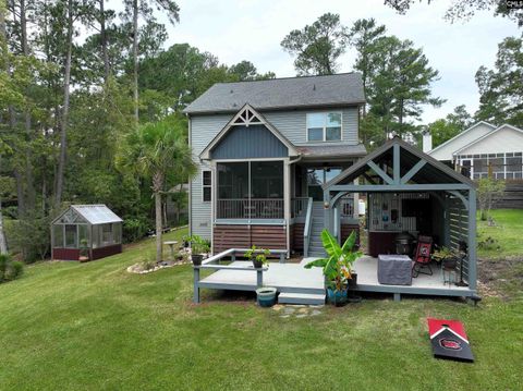 A home in Chapin