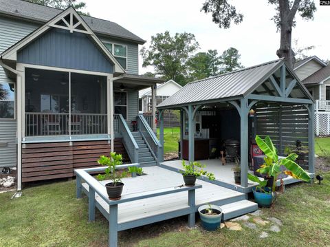 A home in Chapin