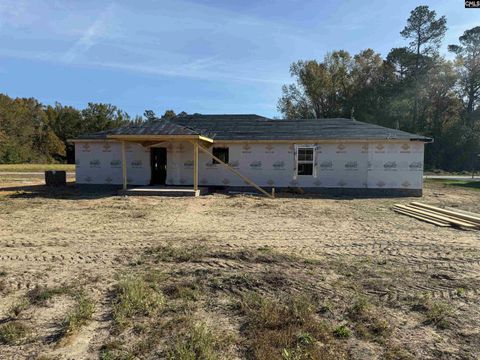 A home in Pinewood