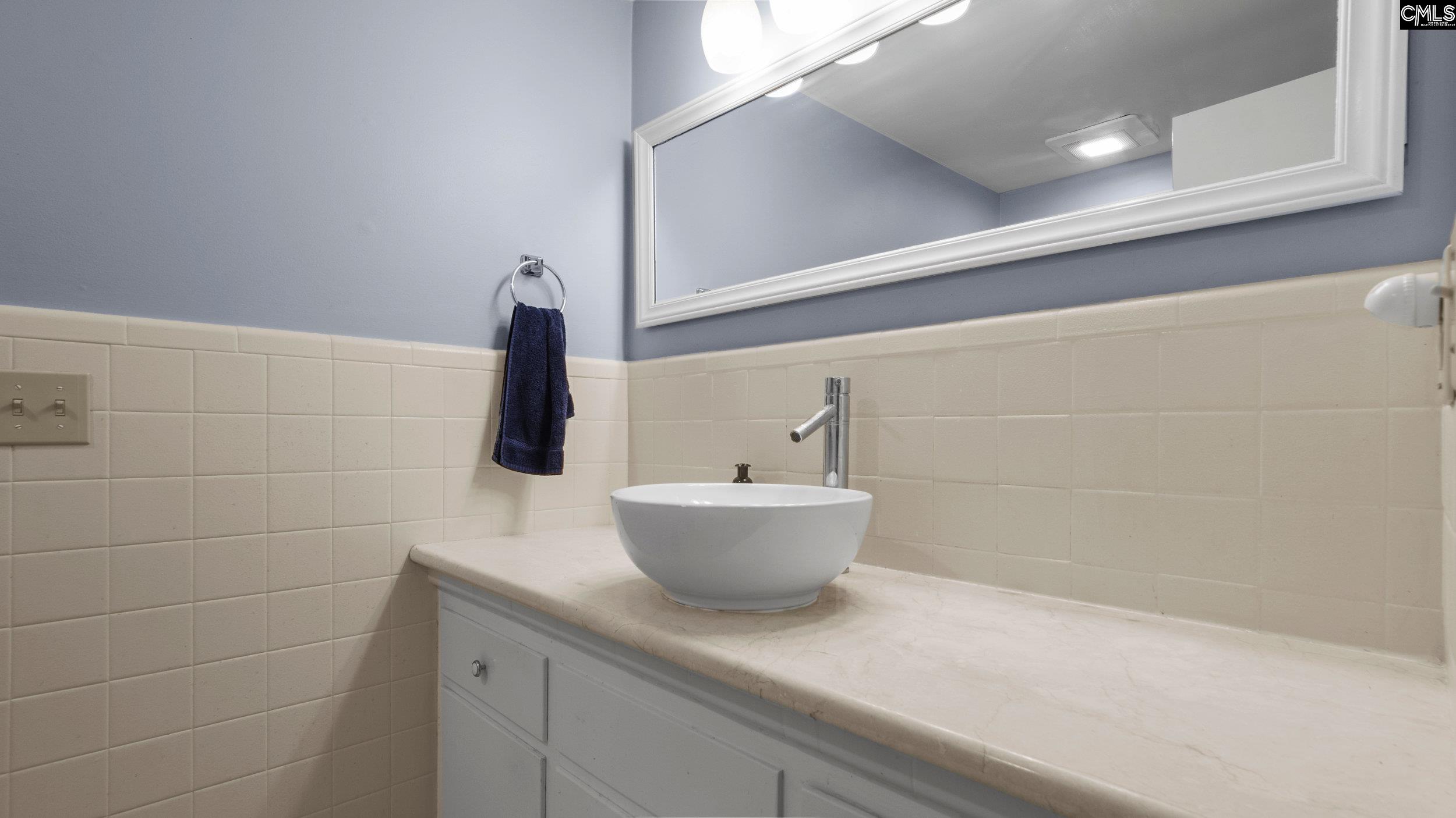 Columbia, South Carolina 29209, United States, 4 Bedrooms Bedrooms, ,3 BathroomsBathrooms,Residential,Pending,53627