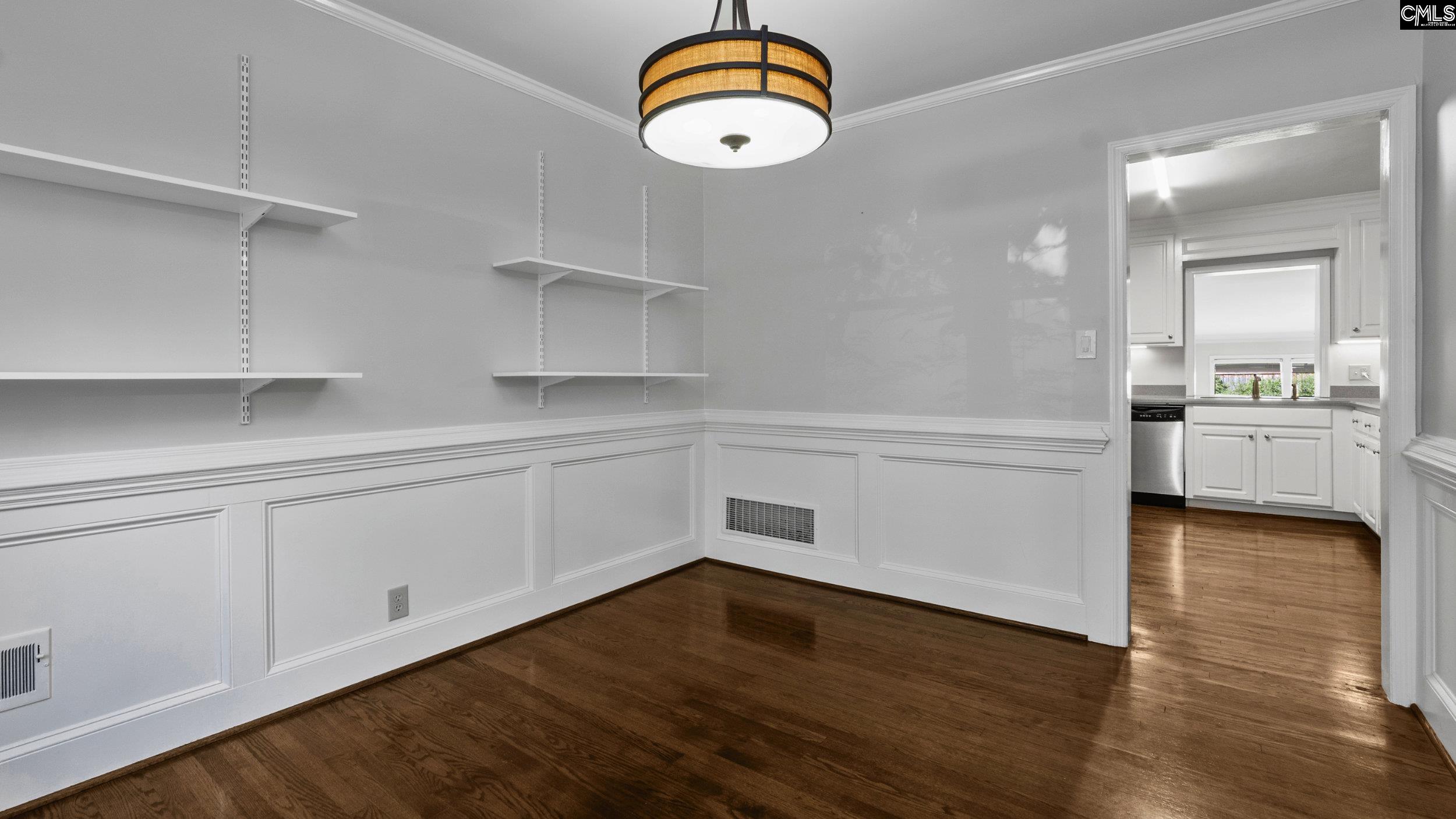 Columbia, South Carolina 29209, United States, 4 Bedrooms Bedrooms, ,3 BathroomsBathrooms,Residential,Pending,53627