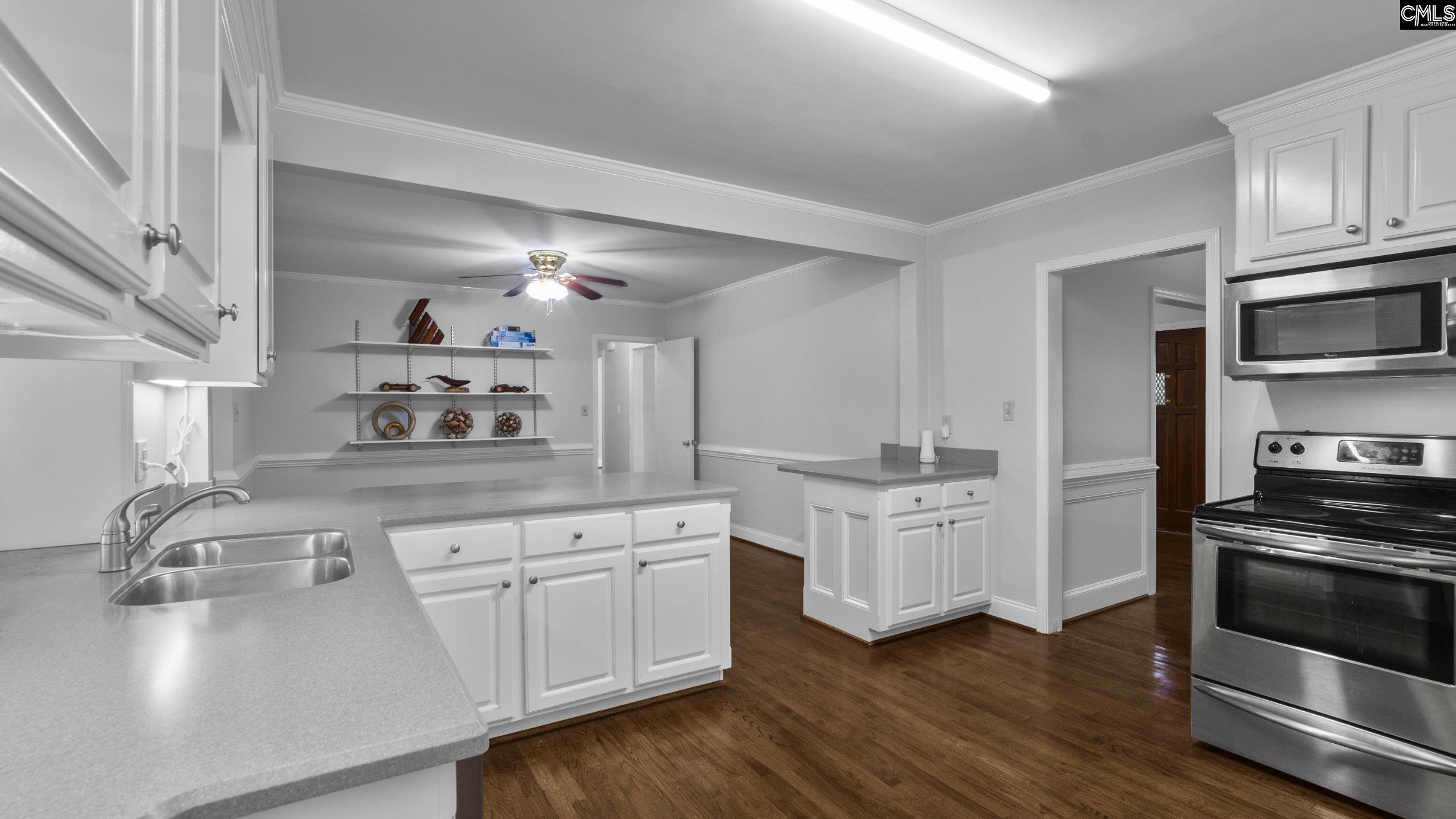 Columbia, South Carolina 29209, United States, 4 Bedrooms Bedrooms, ,3 BathroomsBathrooms,Residential,Pending,53627