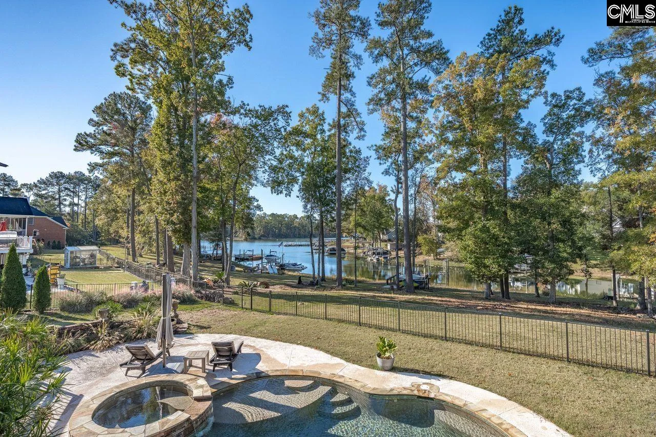 201 Stoney Pointe Drive