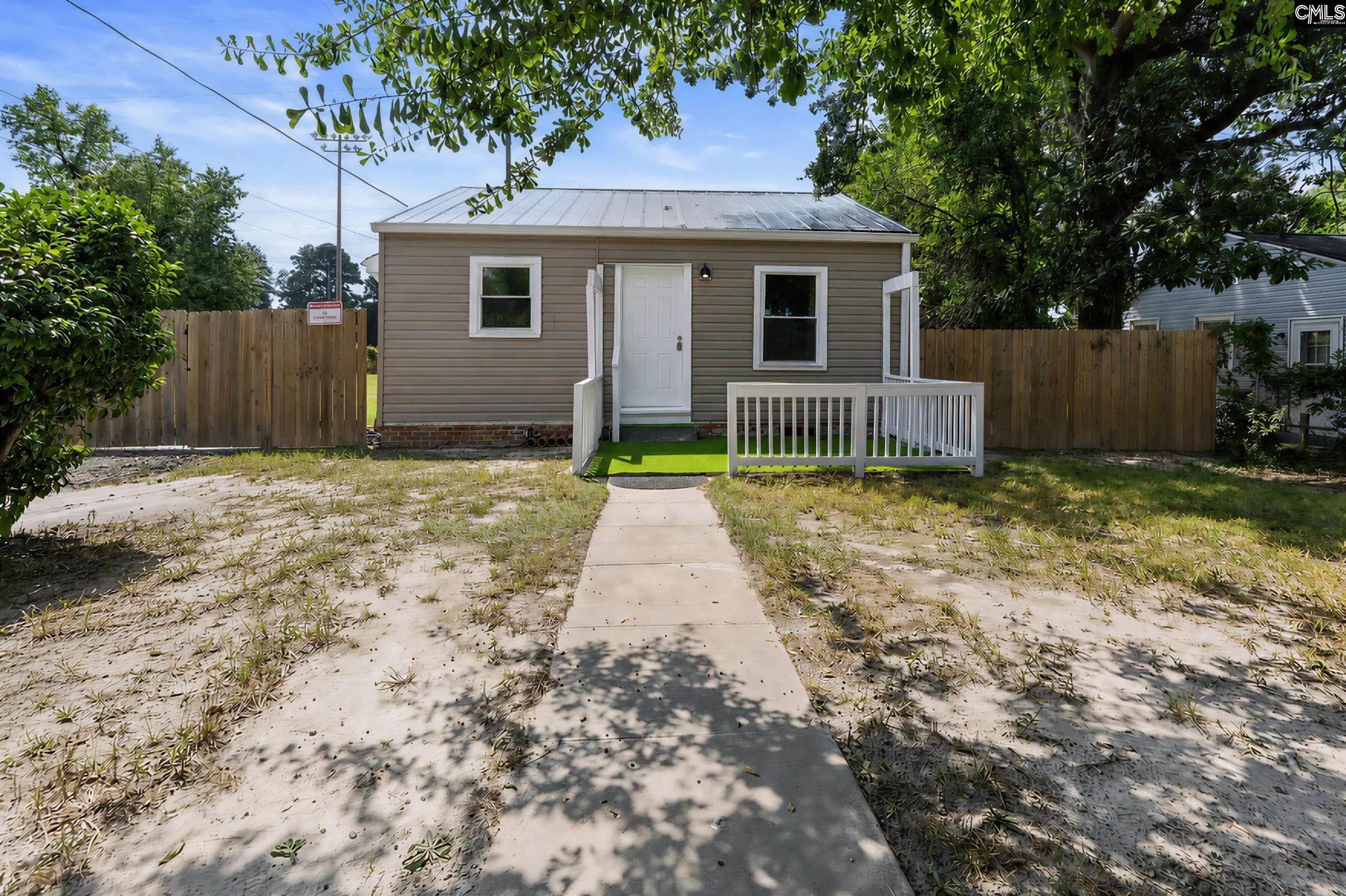 1821 English Avenue