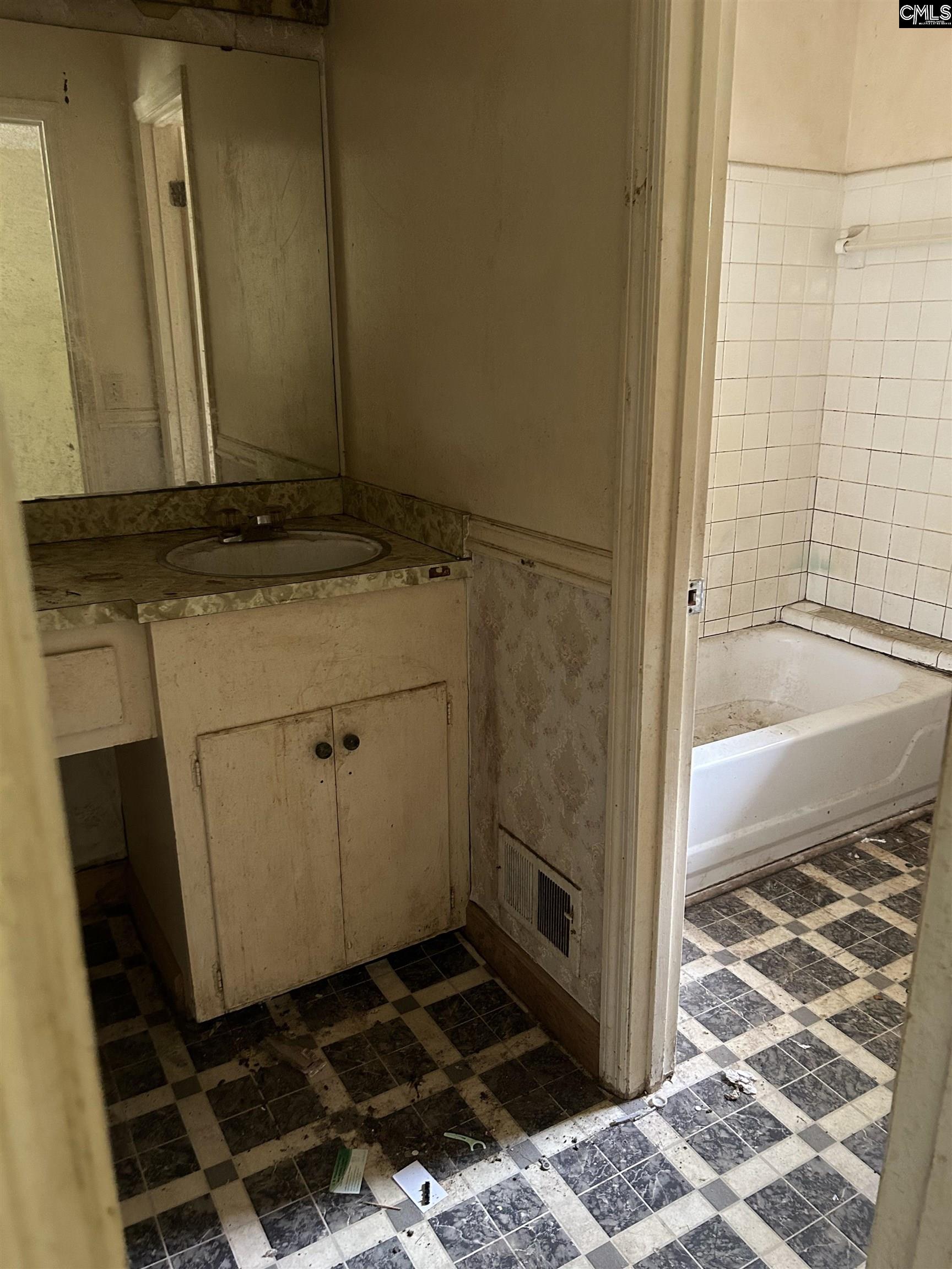 Hopkins, South Carolina 29061, United States, 3 Bedrooms Bedrooms, ,2 BathroomsBathrooms,Residential,Active,43325