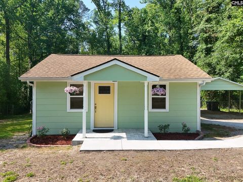 Photo of 117 Woodland Drive, Lexington, SC 29072 (MLS # 632544)