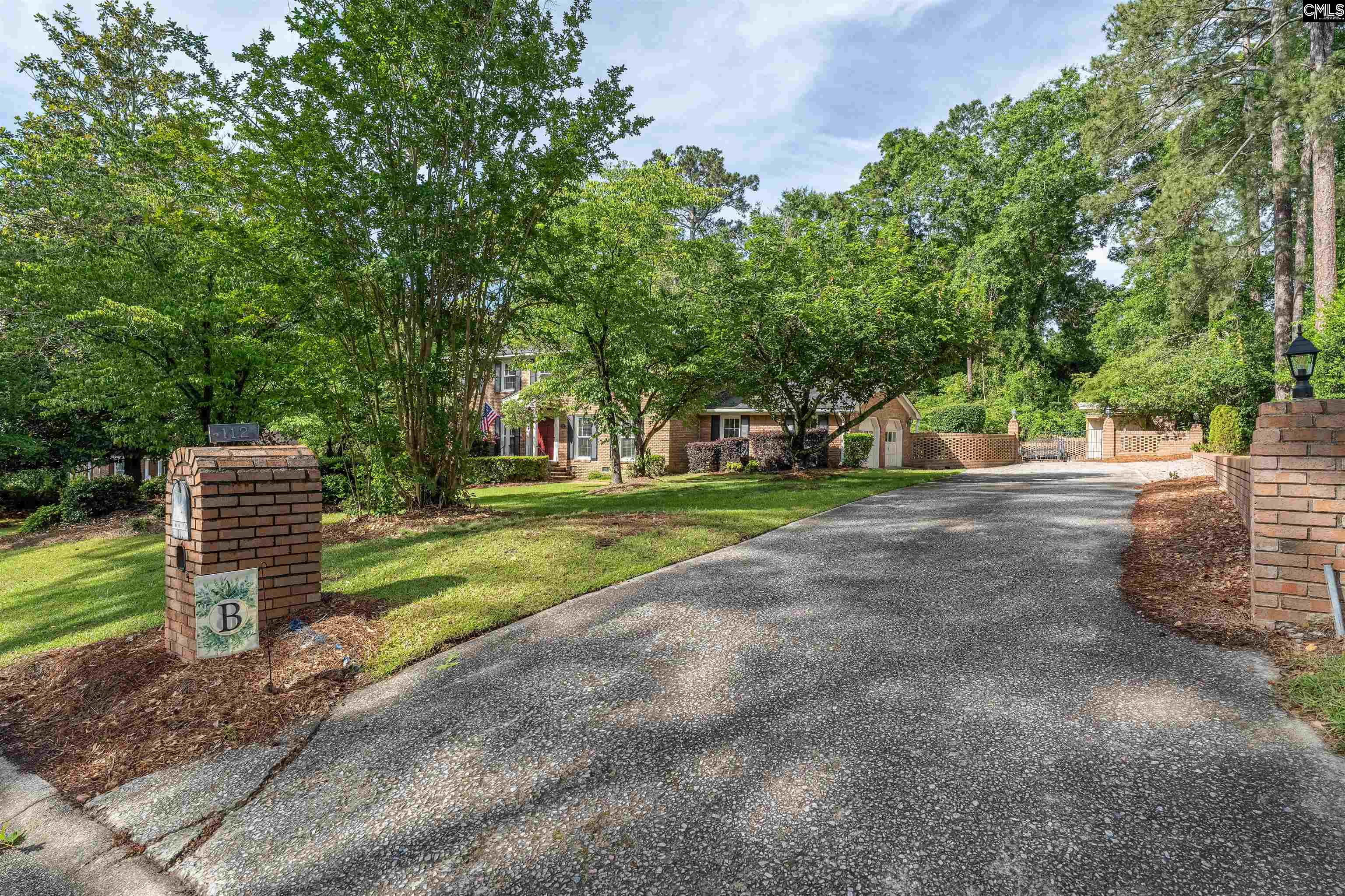 112 Stoneybrook Lane