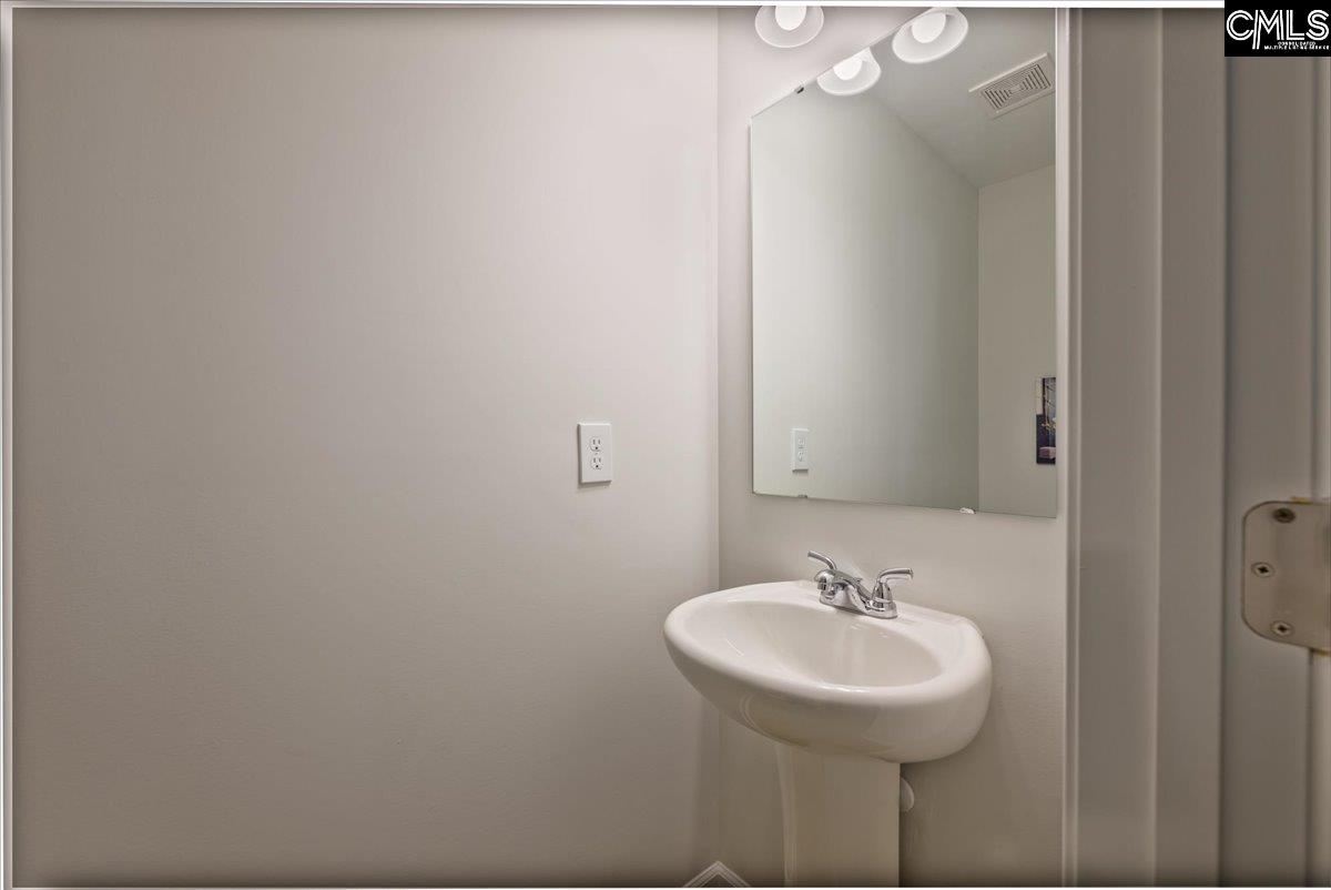 Lexington, South Carolina 29072, United States, 3 Bedrooms Bedrooms, ,3 BathroomsBathrooms,Residential,Pending,99678