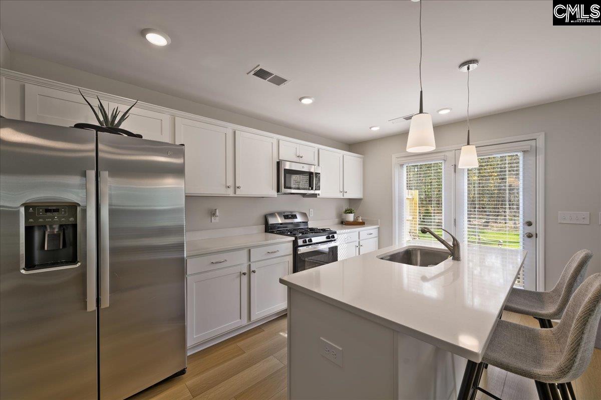 Lexington, South Carolina 29072, United States, 3 Bedrooms Bedrooms, ,3 BathroomsBathrooms,Residential,Pending,99678