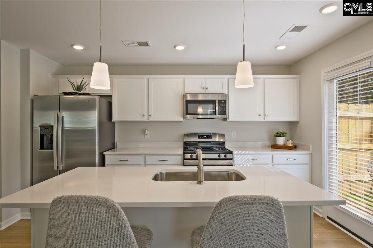 Lexington, South Carolina 29072, United States, 3 Bedrooms Bedrooms, ,3 BathroomsBathrooms,Residential,Pending,99678