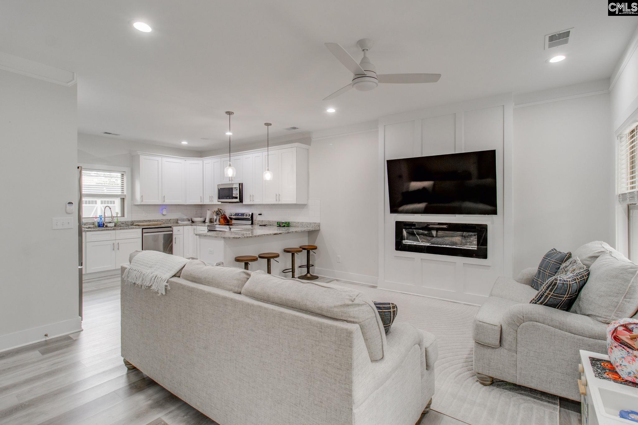 313 Rossclan Road