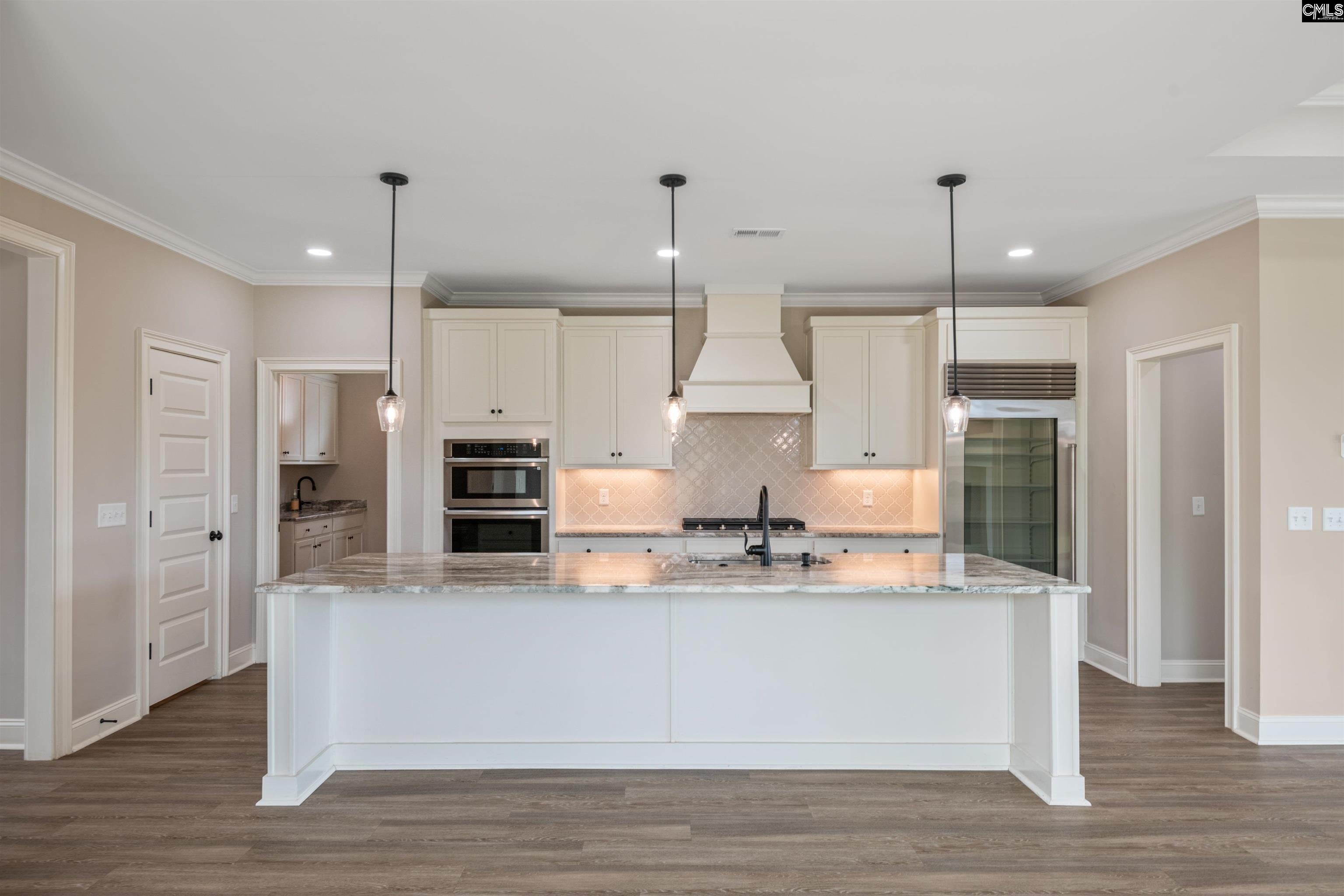 2358 High Bluff Loop