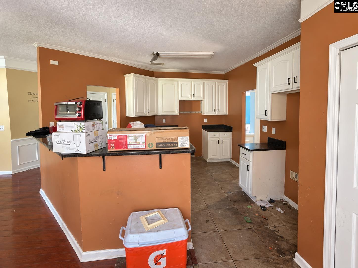 318 Water Hickory Way